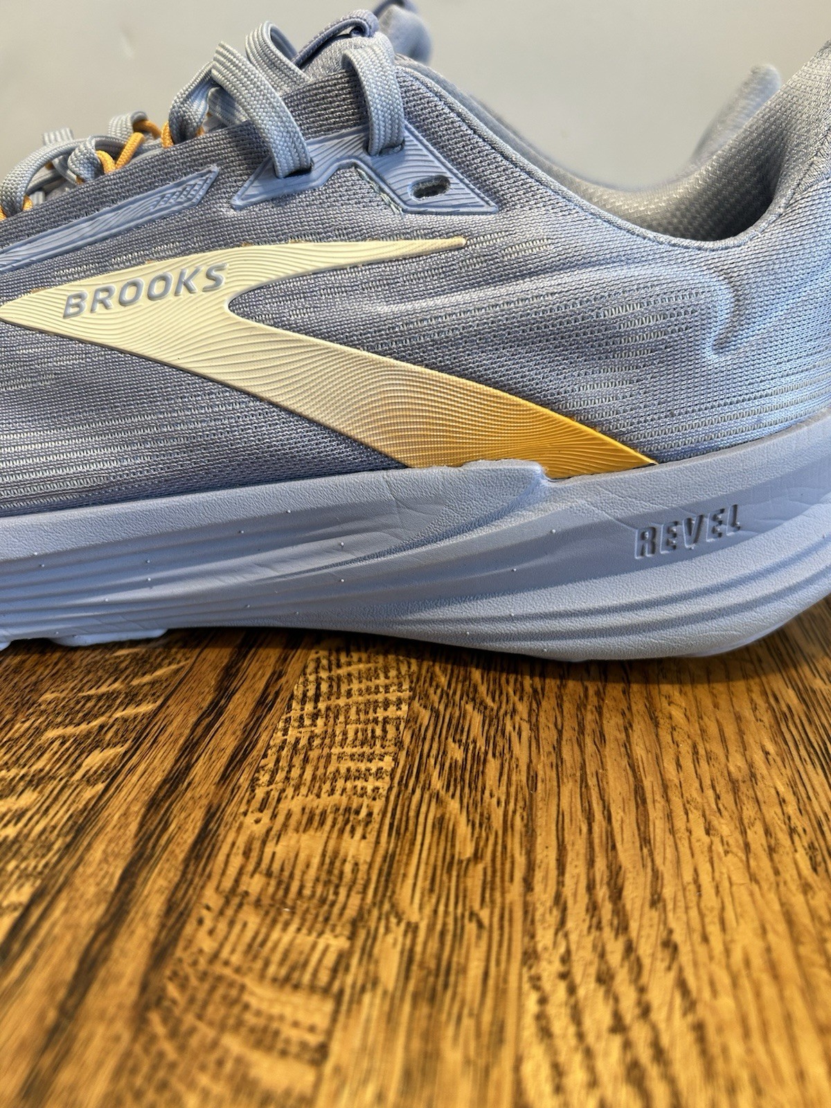 Brooks Revel 8 Women’s Road Running Shoes Baby Blue Size 10 2025