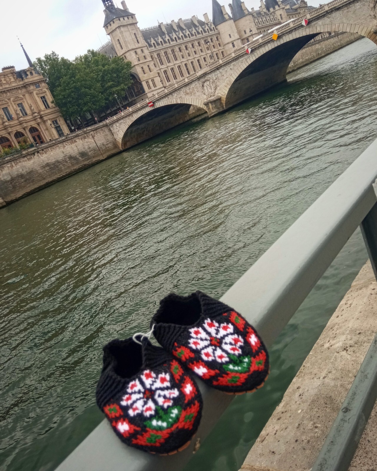 Women Hand knitted Slipper Socks with Suede Soles/ Fast Shipping from the USA