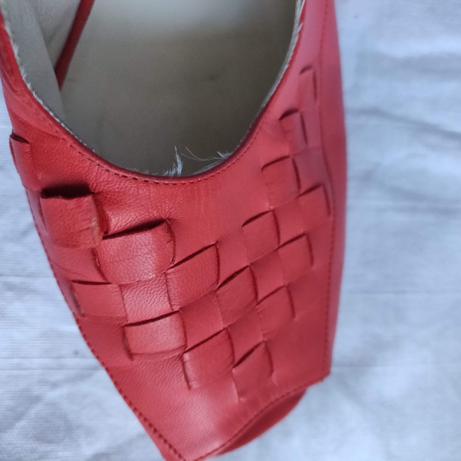 Authentic BOTTEGA VENETTA Peep toe Sling Back Low Heel Sandals Size 10
