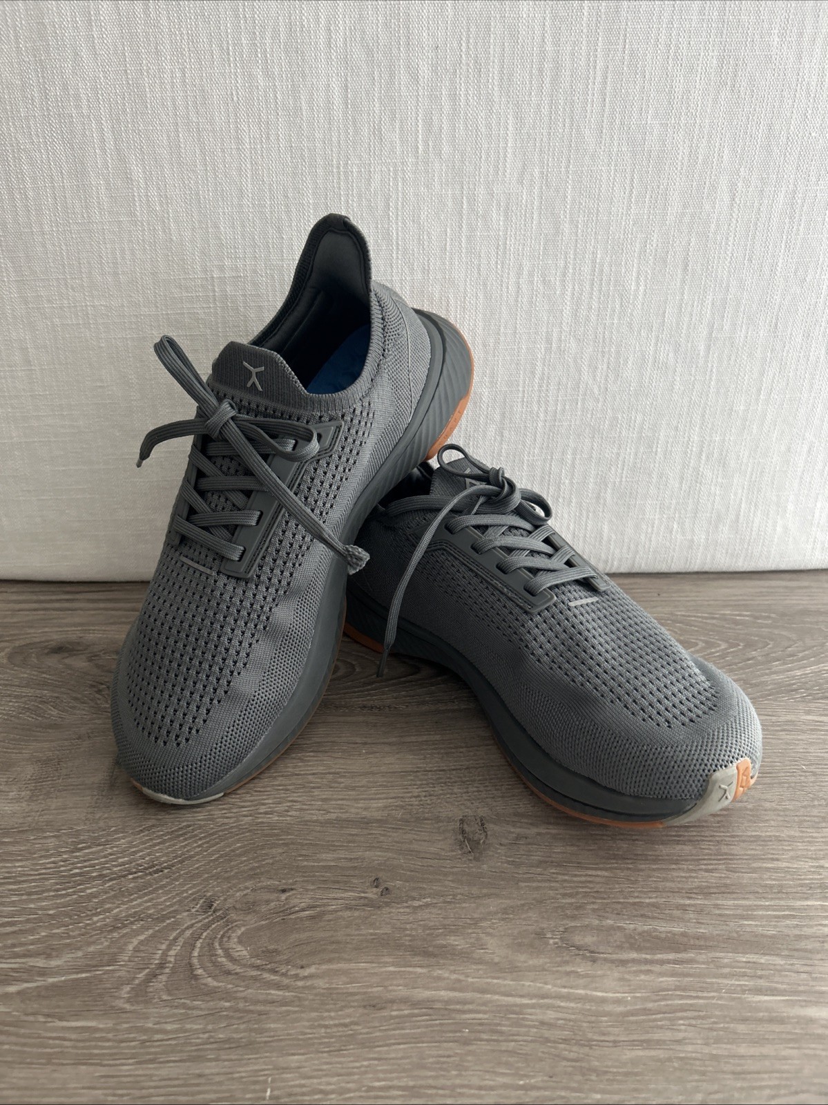 Flux Womens Size 8 1/2 Men’s 7 Grey Shoes