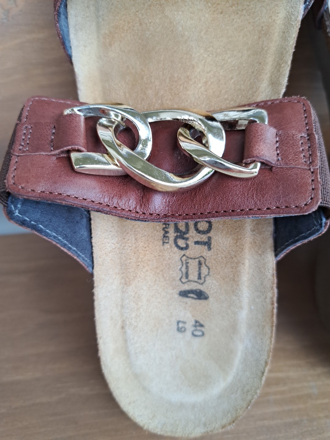 Naot Victoria Wedge Sandals Women’s 9 Chestnut Leather Anatomic Cork Comfort