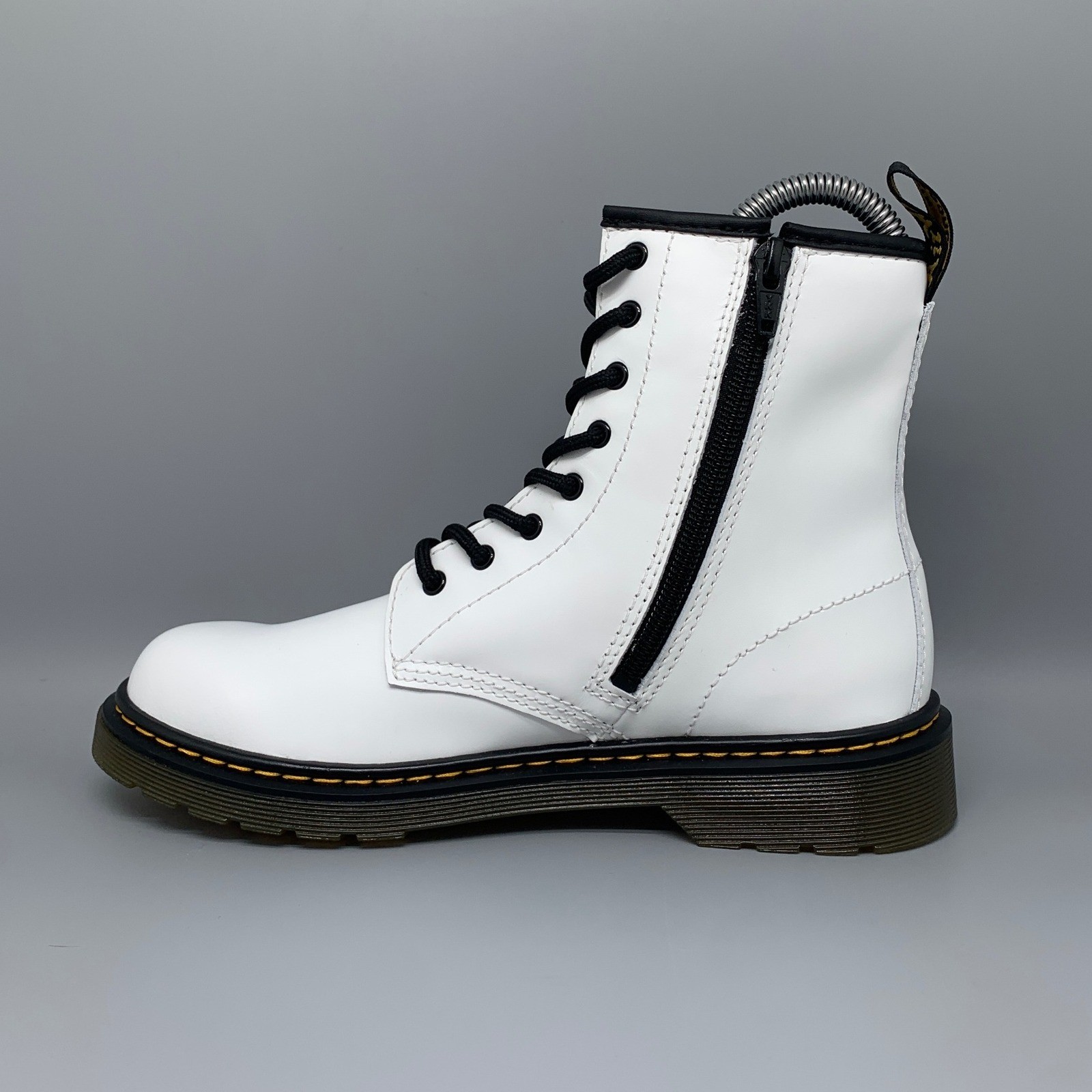 Dr. Martens 1460 White Smooth Leather Combat Boots Men’s Sz 5 Women’s Sz 6