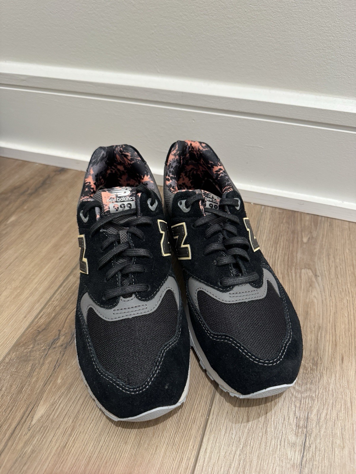 New Balance NB 999 Black Suede WL999TA Women’s Size 8.5