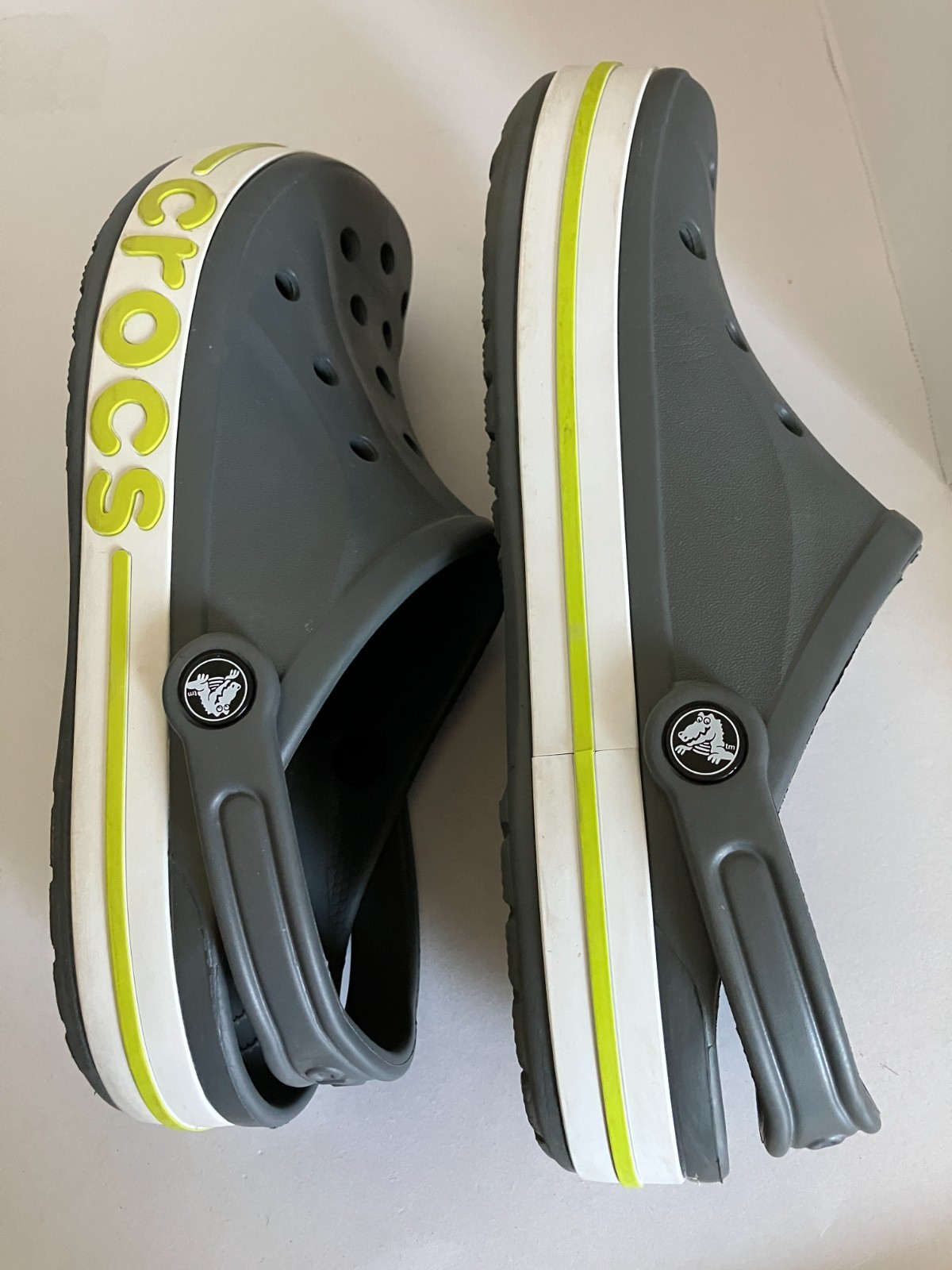 Crocs Bayaband Slip On Clogs Unisex Comfort W 10 M 8 Gray/Green