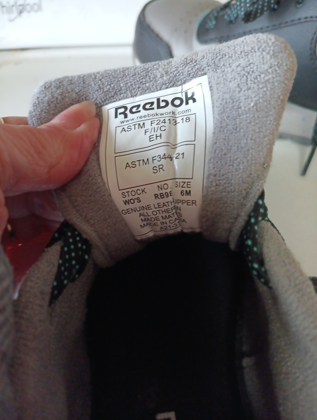 WOMEN’S WORK SHOES Reebok RB982 Composite Toe Slip Resisting Gray & Teal Size 6M