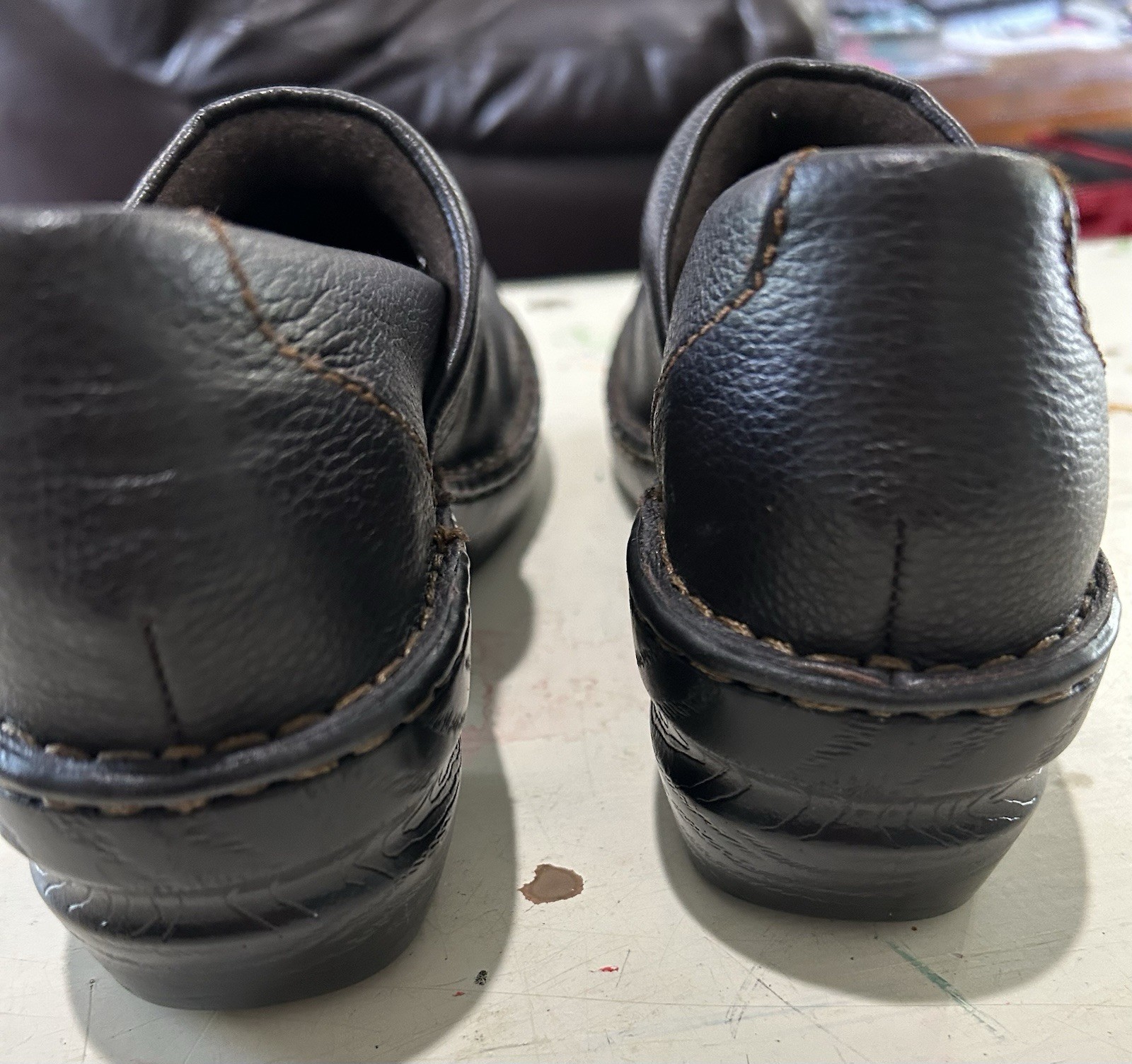 Thom McAn Womens Brown Leather Clogs Size 9 W Excellent Casual Workwear Career