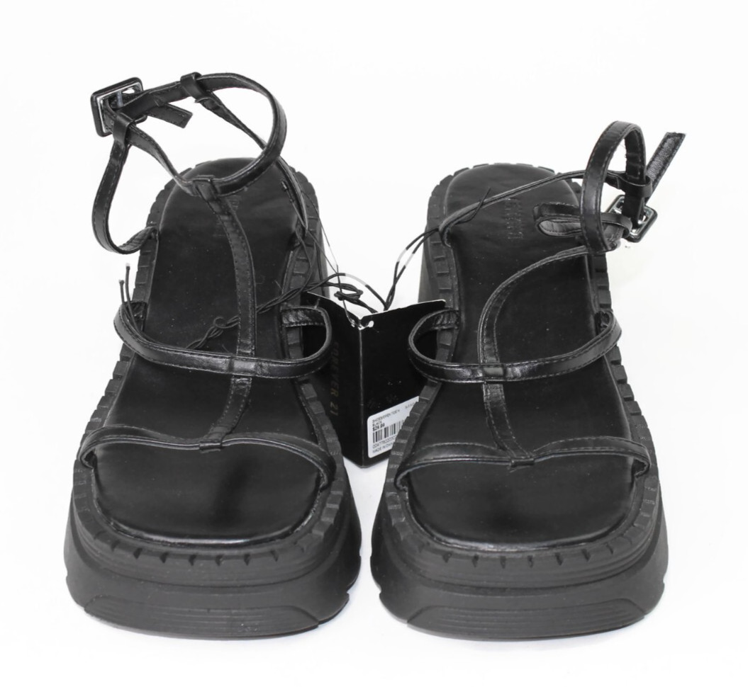 Forever 21 Black Chunky Lug-Sole Platform Sandals Shoes Sz 8 Gothic Retro Women