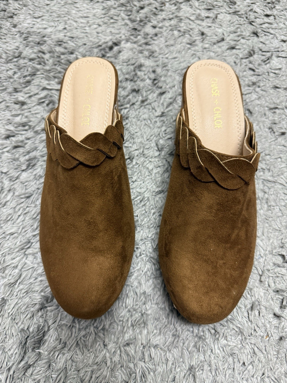 Chase and Chloe women’s Brown Suede Braided Mule Slide size 8.5