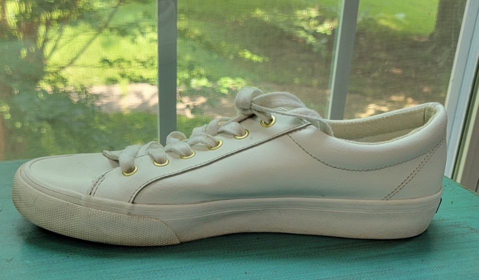 Keds Softerra Womens White & Gold Jump Kick Lace Up Sneakers US Size 11 WH6381