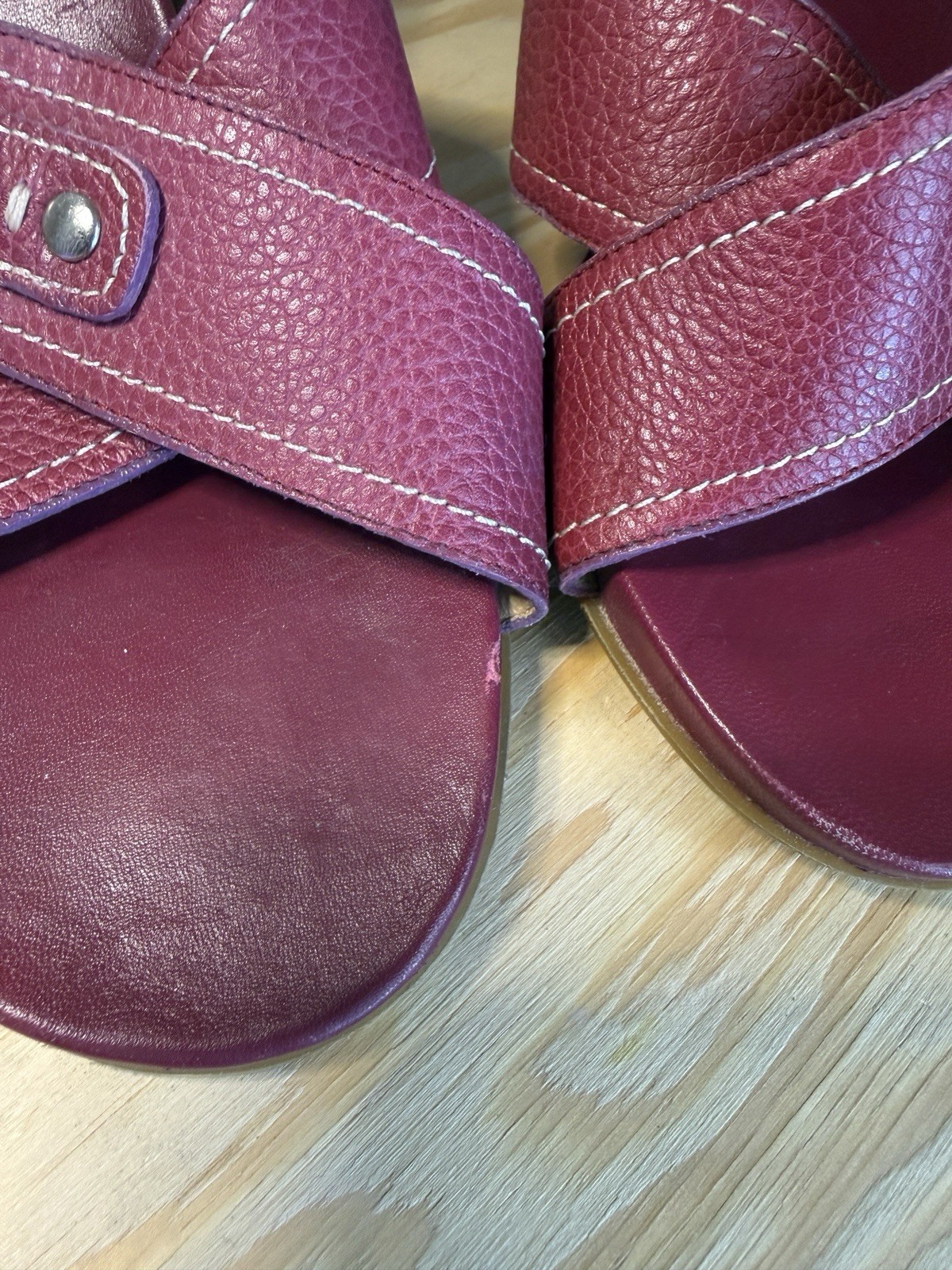 Coach Women’s Burgundy Leather Slide Sandals Straps Buckle Logo Size 7.5B