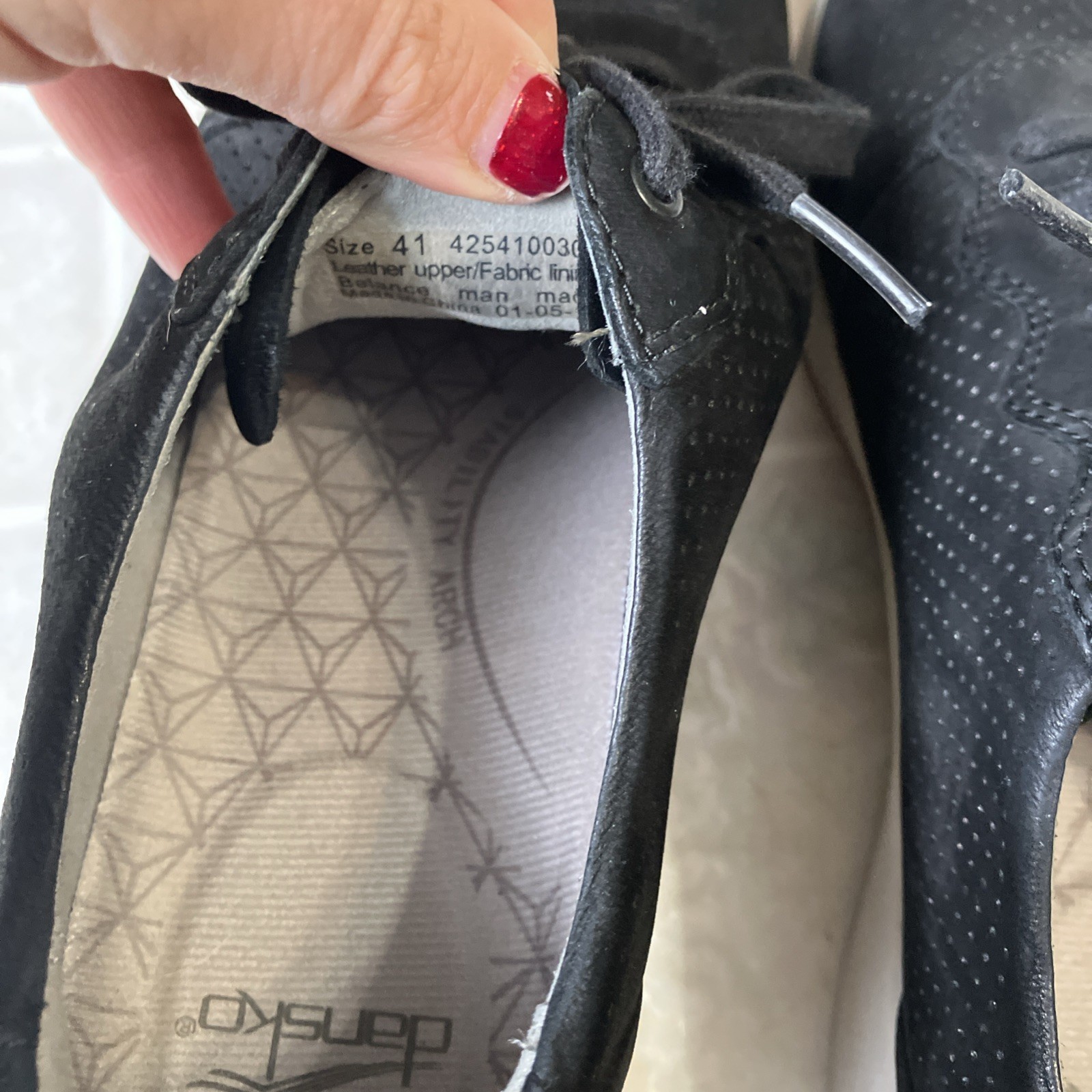 Dansko Shoes Womens 41 US 795 Christina Sneaker 4254100302 Black Leather Lace Up