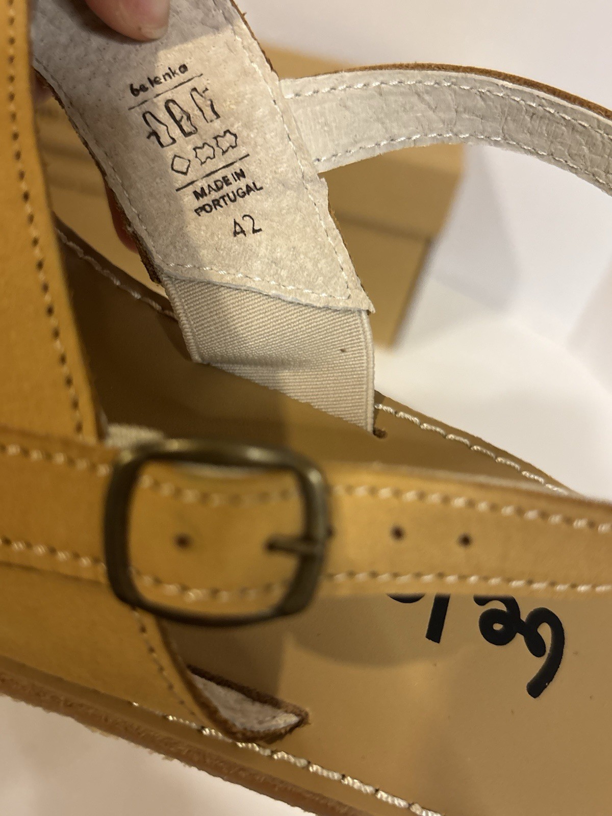 Be Lenka Women’s Beige Leather Strappy Ankle Strap Buckle Sandals US 9