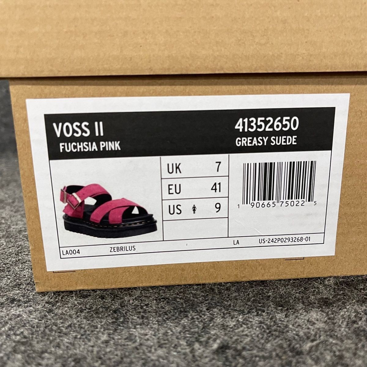 DR. MARTENS Voss II Suede Sandals Women’s Size 9 Fuchsia Pink 41352650