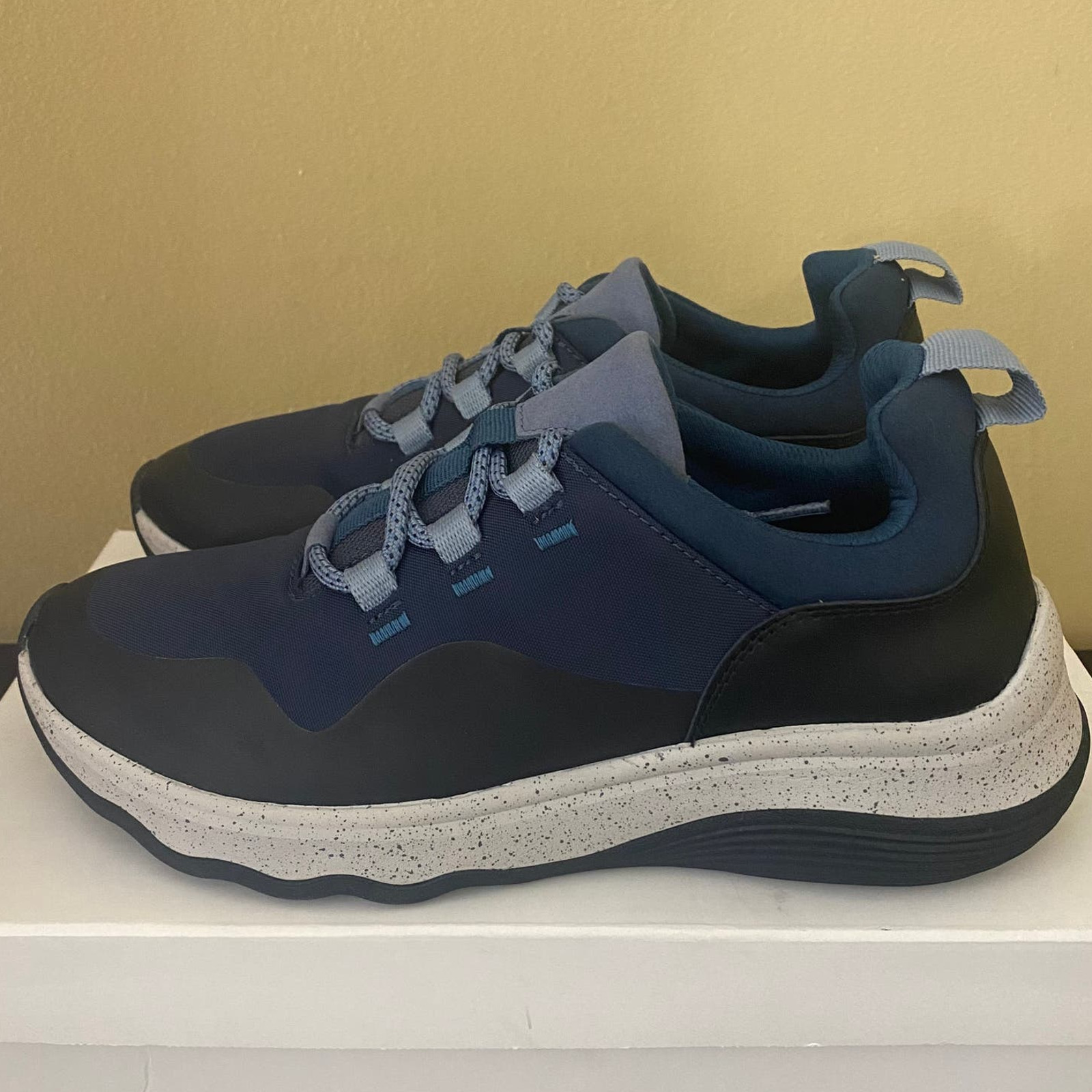 Clarks Women’s Jaunt Lace Sneakers