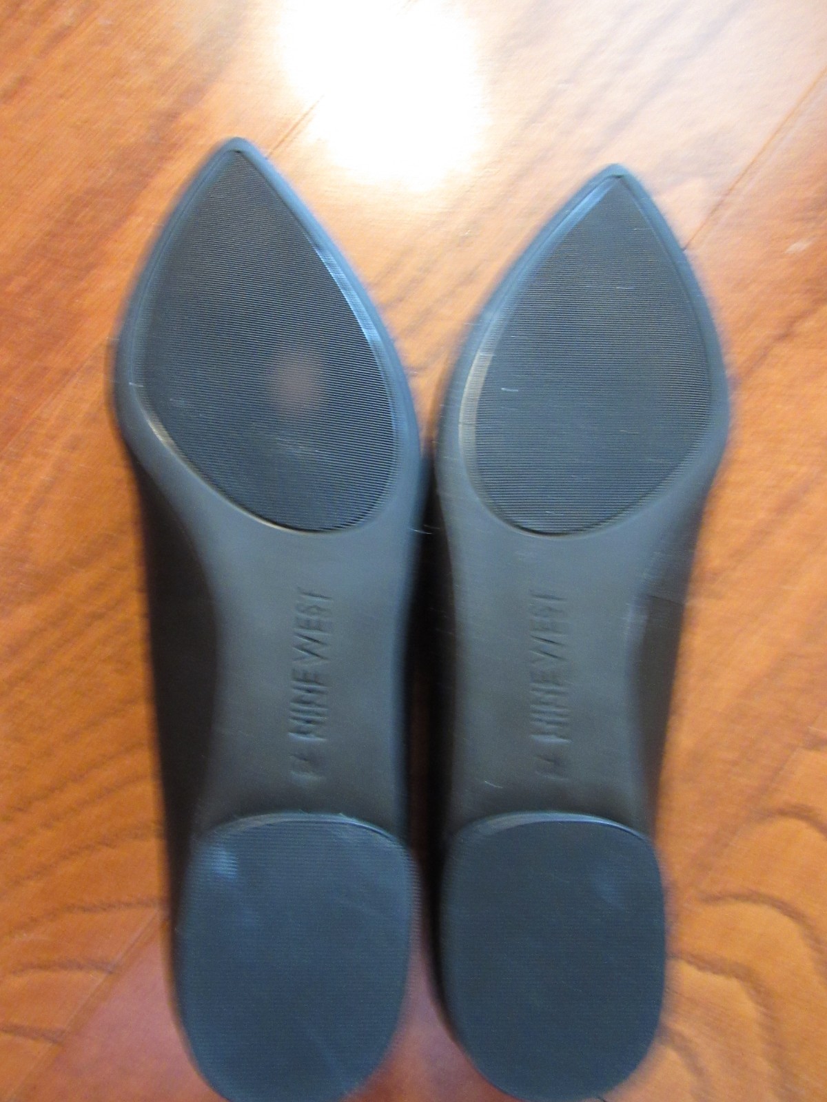 NINE WEST MATTE BLACK FLATS SHOES SZ 7 M