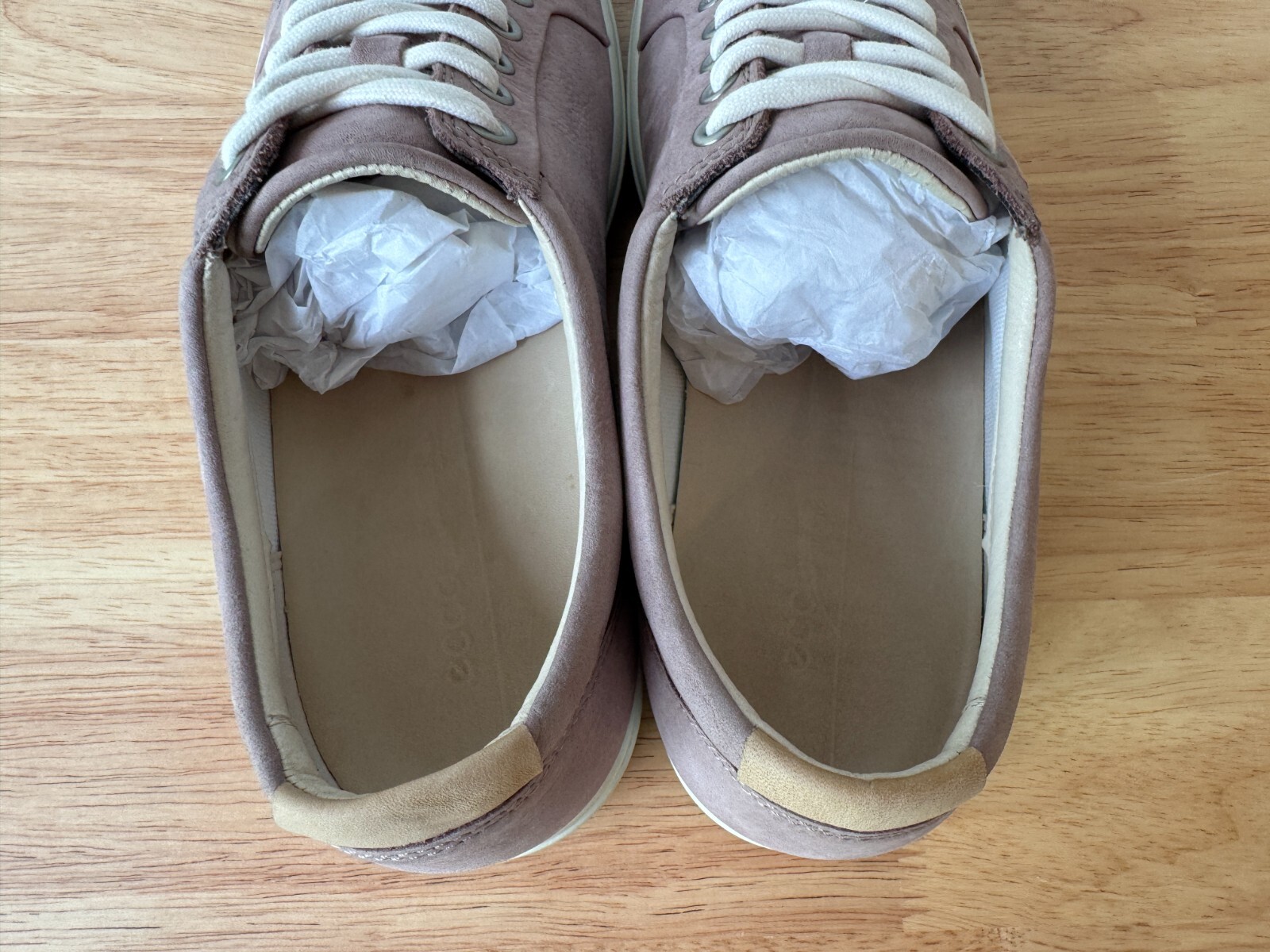 ECCO Soft 7 Women’s Nubuck Leather Sneaker Grey Rose Size US 10-10.5 / EU 41