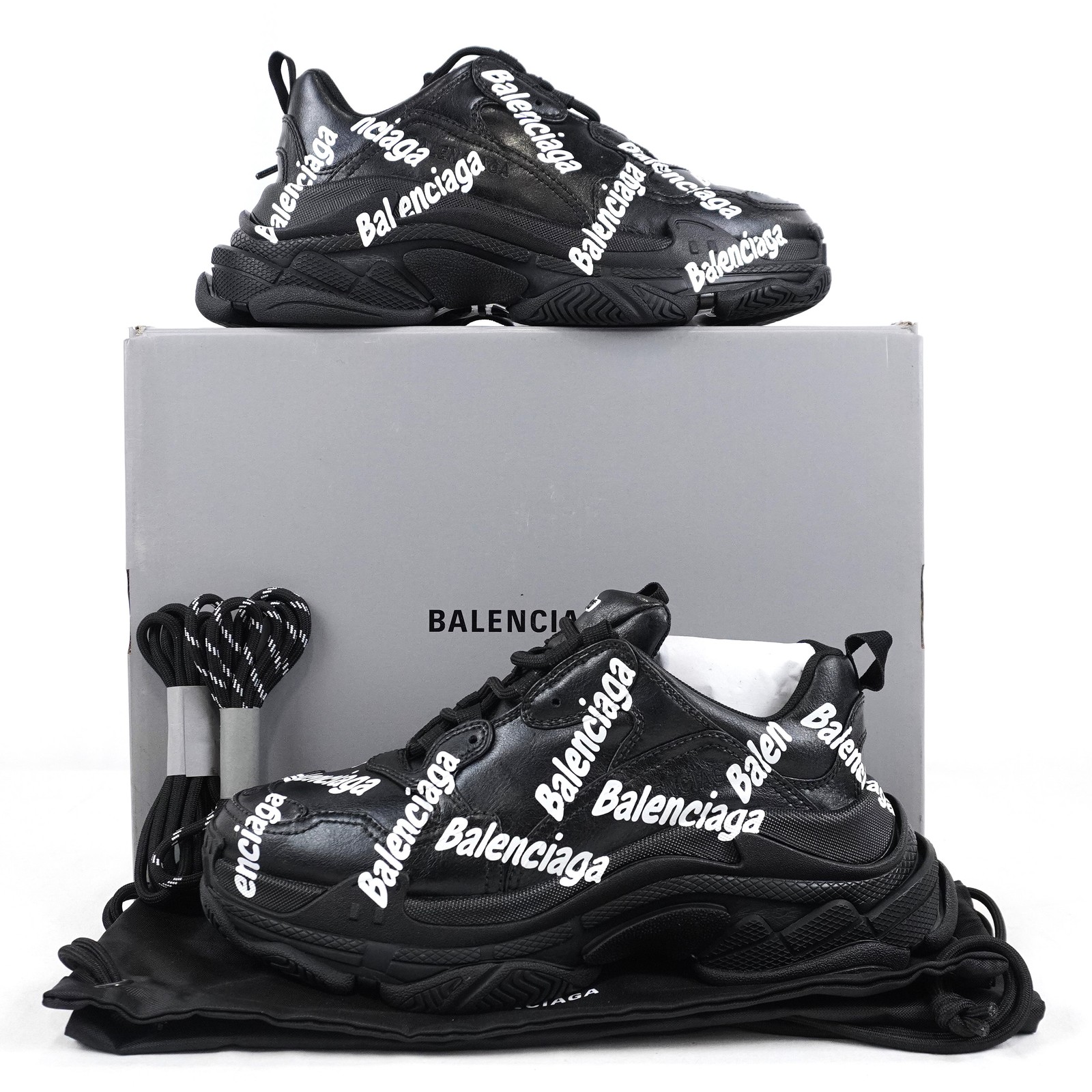 Balenciaga Triple S Logotype Sneakers In Black/White – Size EU 40/US 10 (524039)