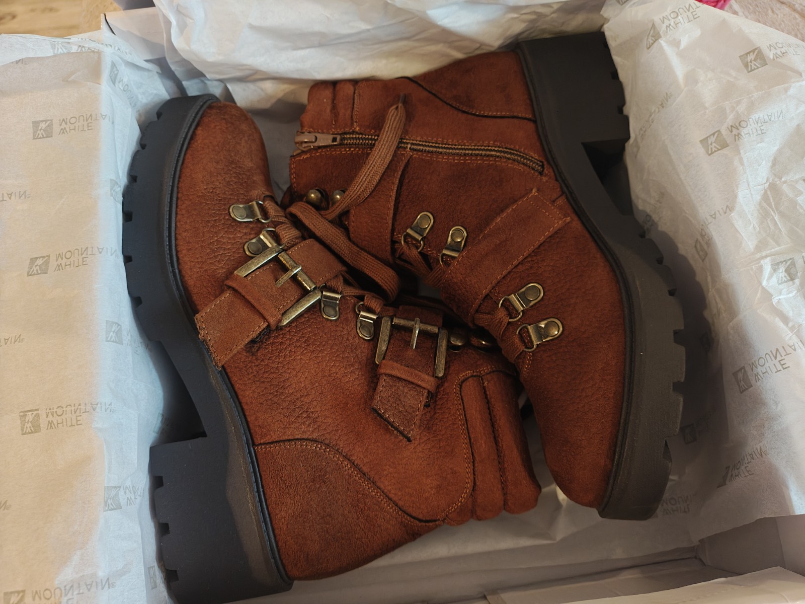 White Mountain Brown Suade Ankle Boots