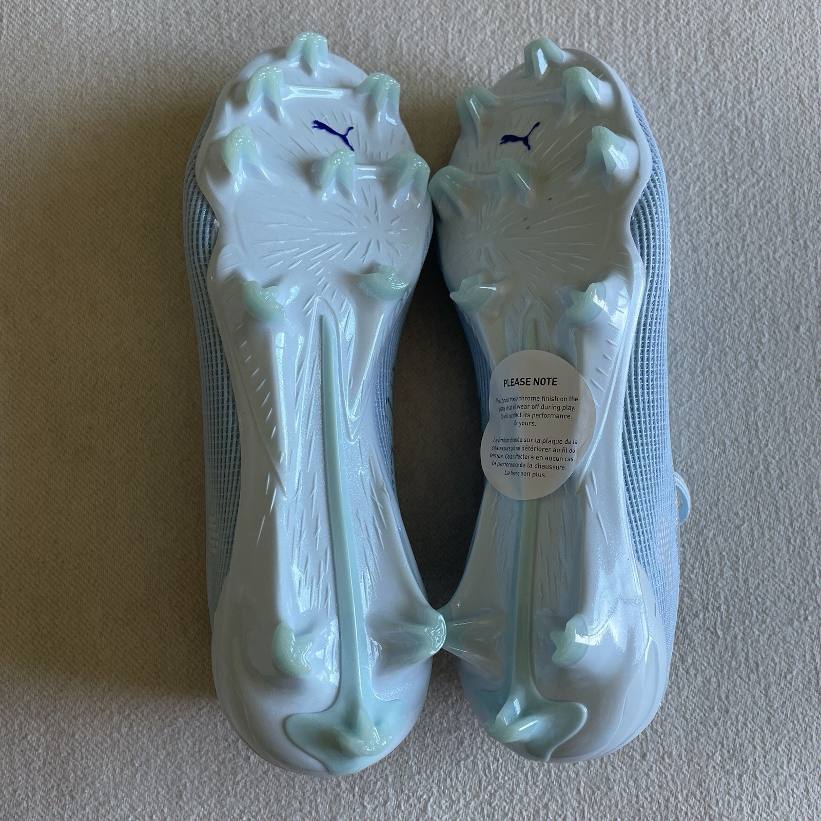 Puma Ultra 5 Ultimate Light Up FG Women Size 8 Soccer Cleat Icy Blue