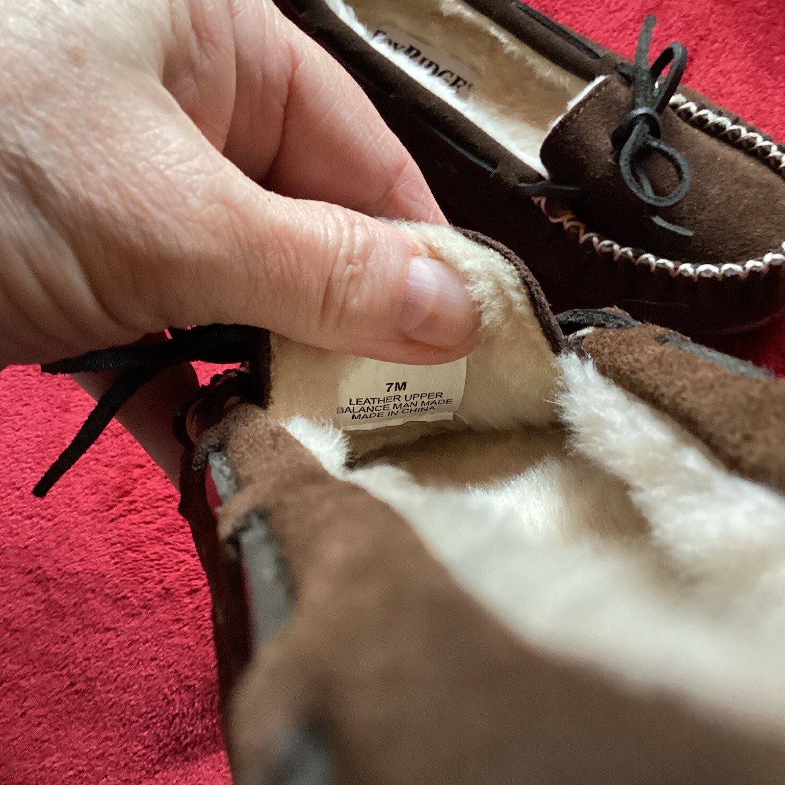 Women’s Sz 7 Fox Ridge Mocassins Slippers Suede Fleece Clean
