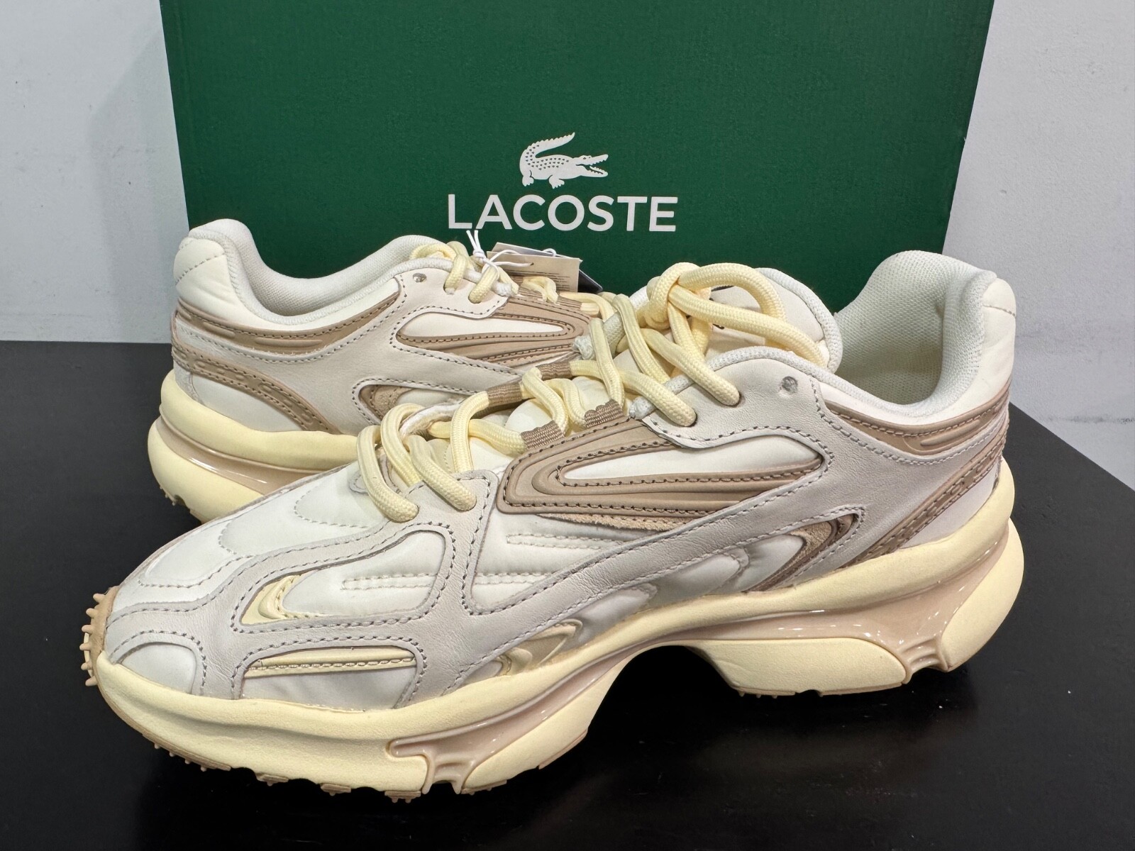 Lacoste L003 2K24 Women’s 2025 Sneakers Off White / Light Brown. Size 7 US