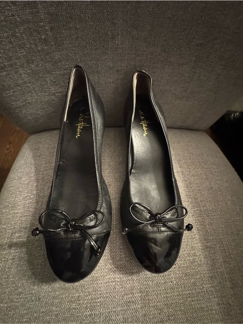 Cole Haan NikeAir Black Leather Ballet Flats Bow Accent Women’s Size 7.5B
