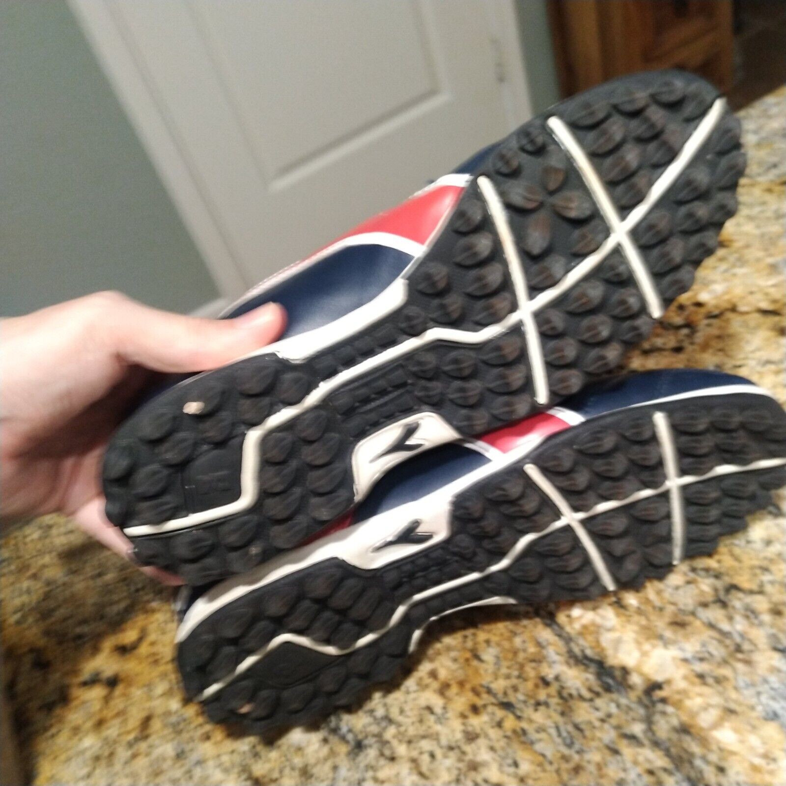 Diadora Capitano ID Indoor Soccer Shoes Navy Blue/Red Women’s Size 9 PO0508
