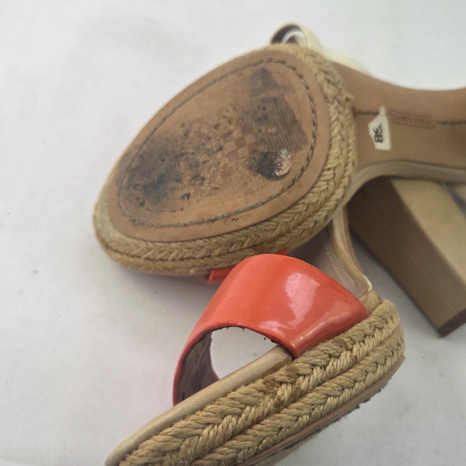 Vince Camuto Block Heel Sandals Womens Size 9 Orange Beige Ankle Strap Shoes