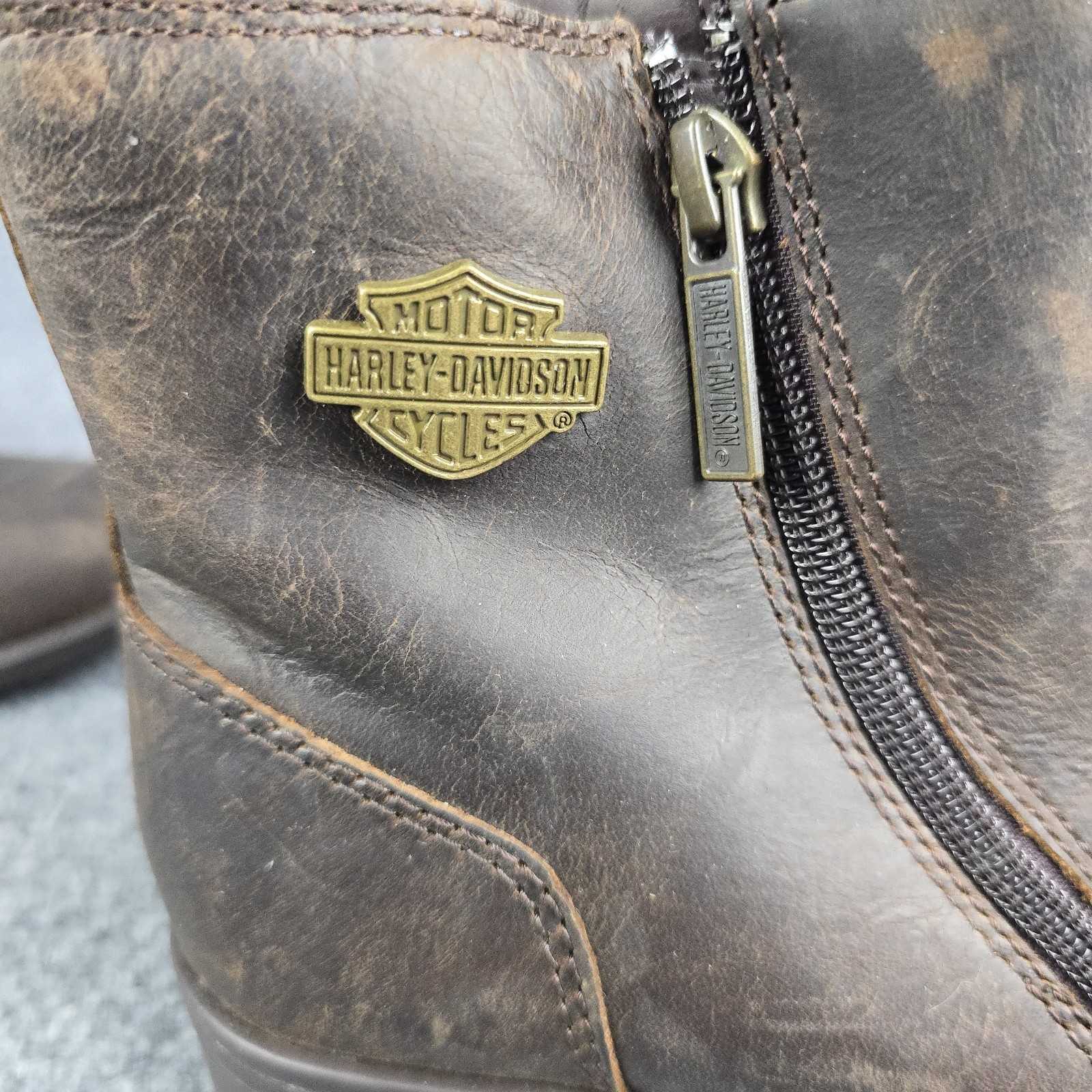 Harley Davidson Women’s Brown Leather Moto Ankle Boots Size 6 Side Zip 83930
