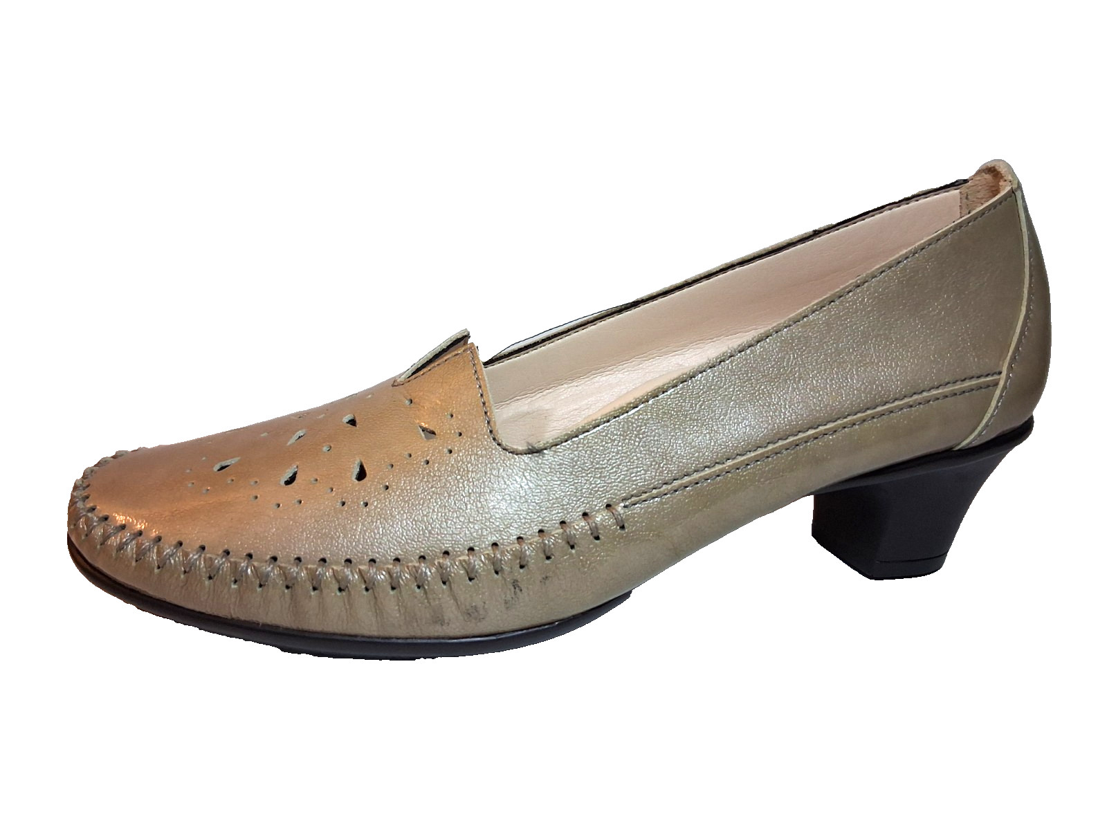 SAS Sonyo Slip On Heel Patent Leather Tan Beige Pumps Shoes sz 7.5 M Excellent