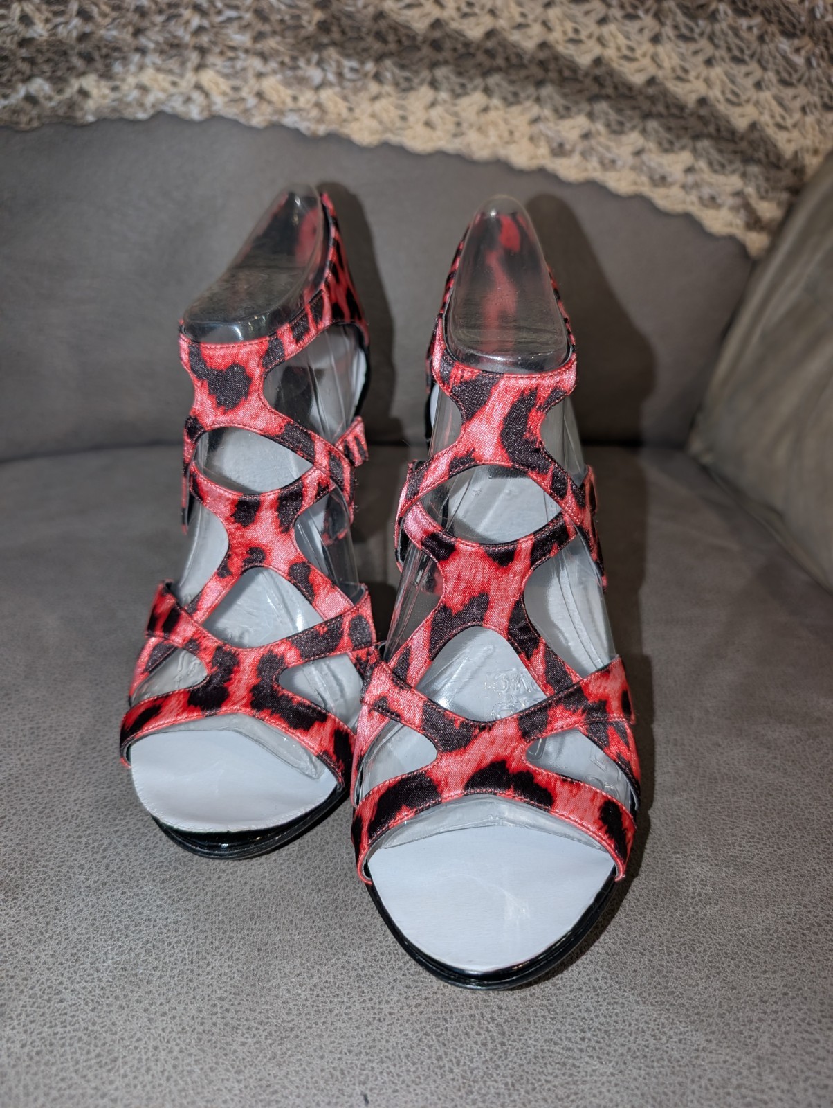 Carlos By Carlos Santana Marvel Size 9 Stilleto Heels