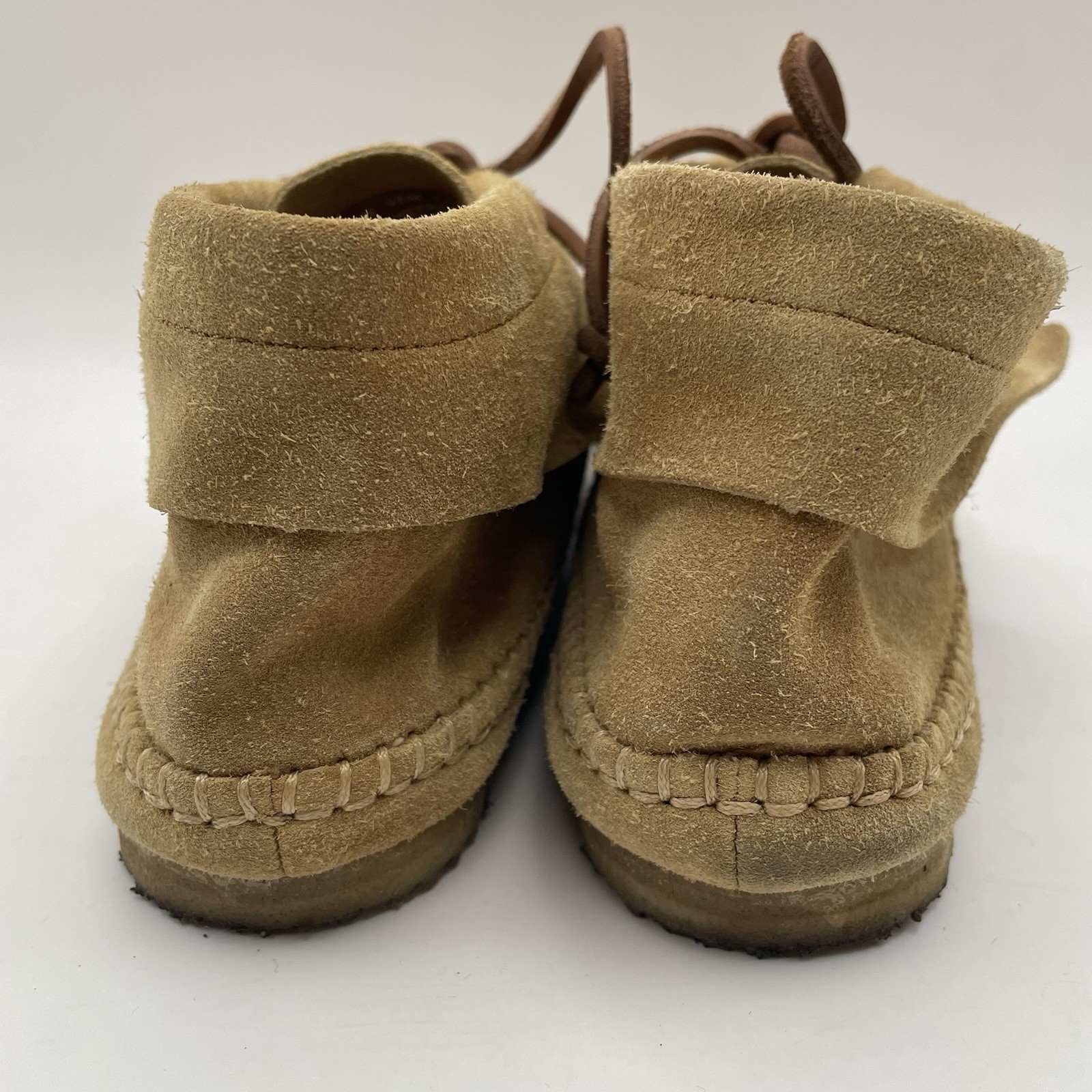 Clarks Originals 9.5 M Tyler Beige Suede Casual Moccasin Boots