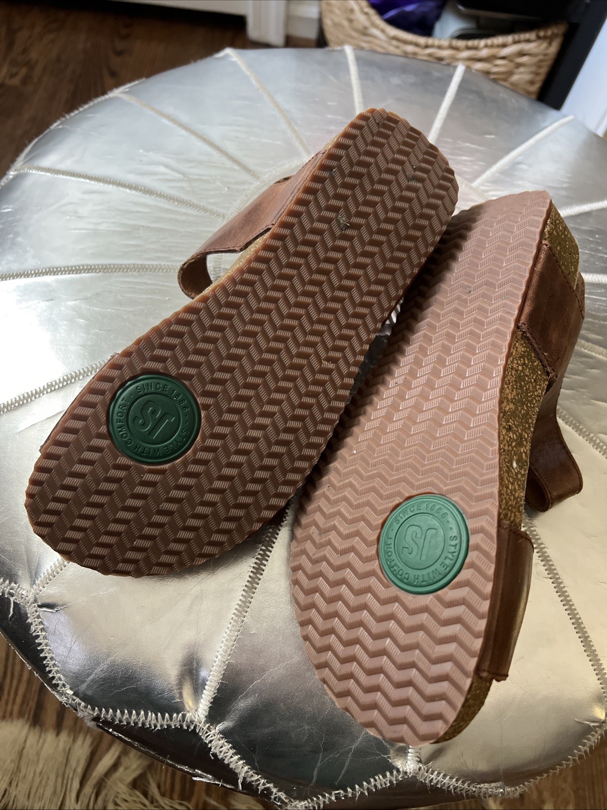JOSEF SEIBEL BROWN LEATHER SANDALS size 37 ( 6.5 )
