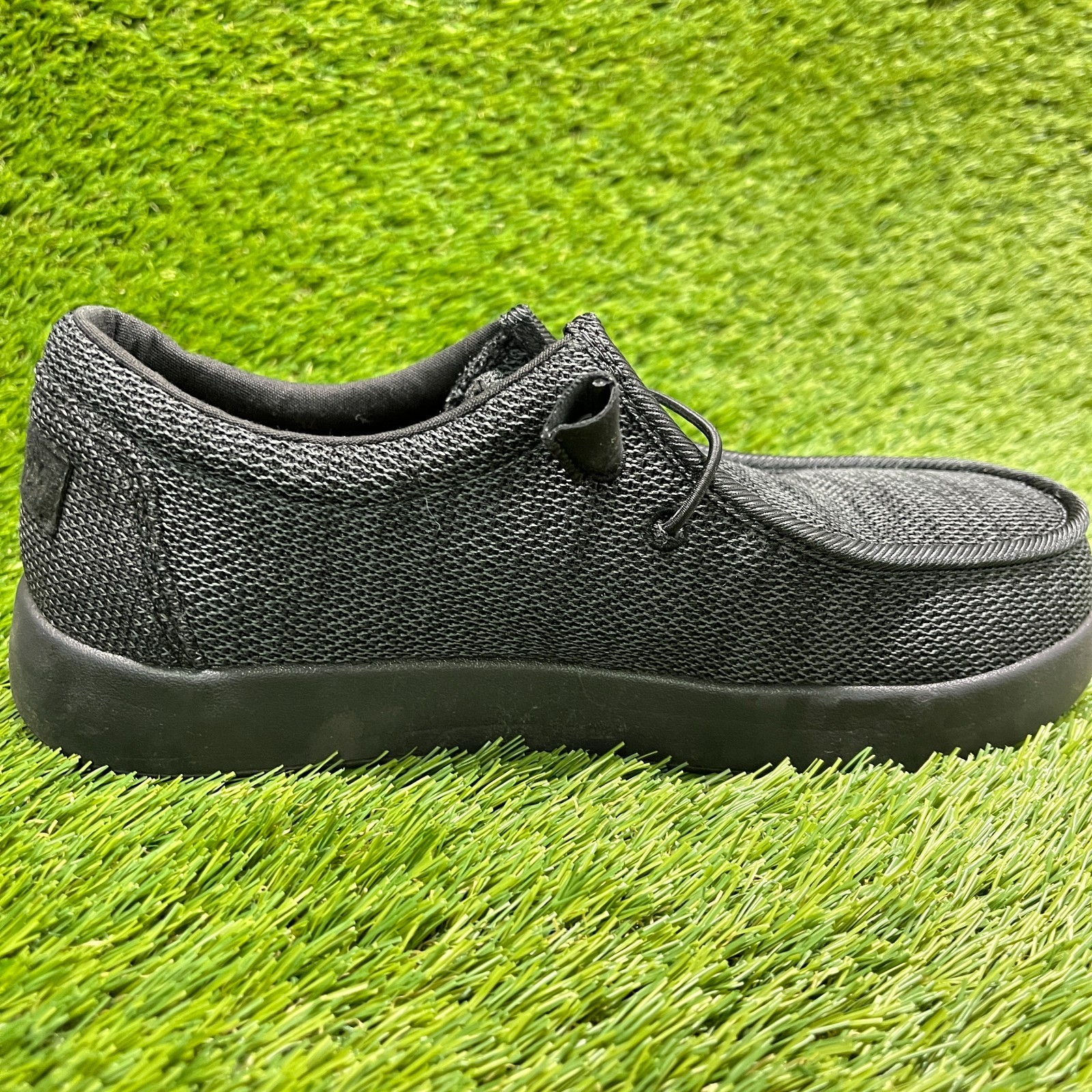 Volcom Chill Womens Size 7.5D Black Composite Toe Safety Work Slip-On Shoes
