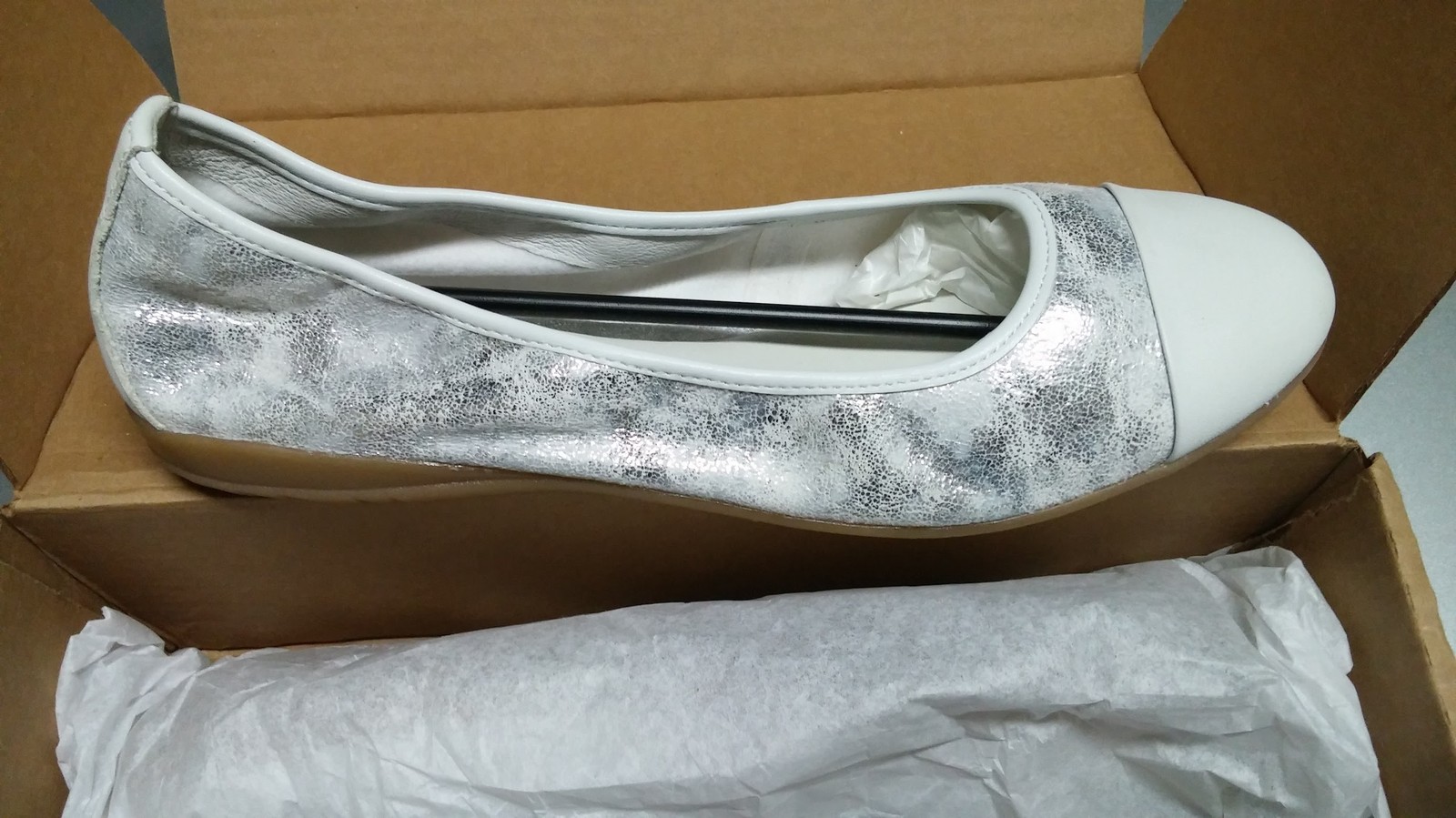 Gerry Weber Womens Maren 13 Round Toe Synthetic Flats Shoes, US 9.5