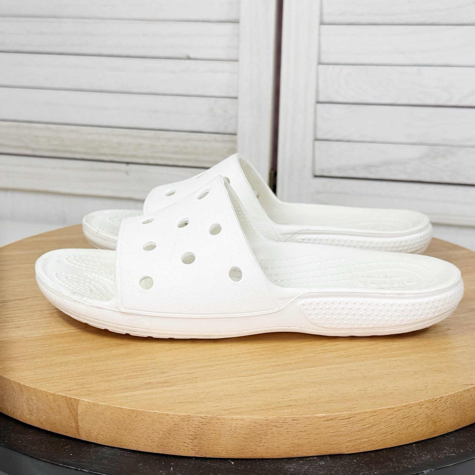 Crocs Classic Slides Sandals Perforated White 5 Mens 7 Womens Shower Beach Pool