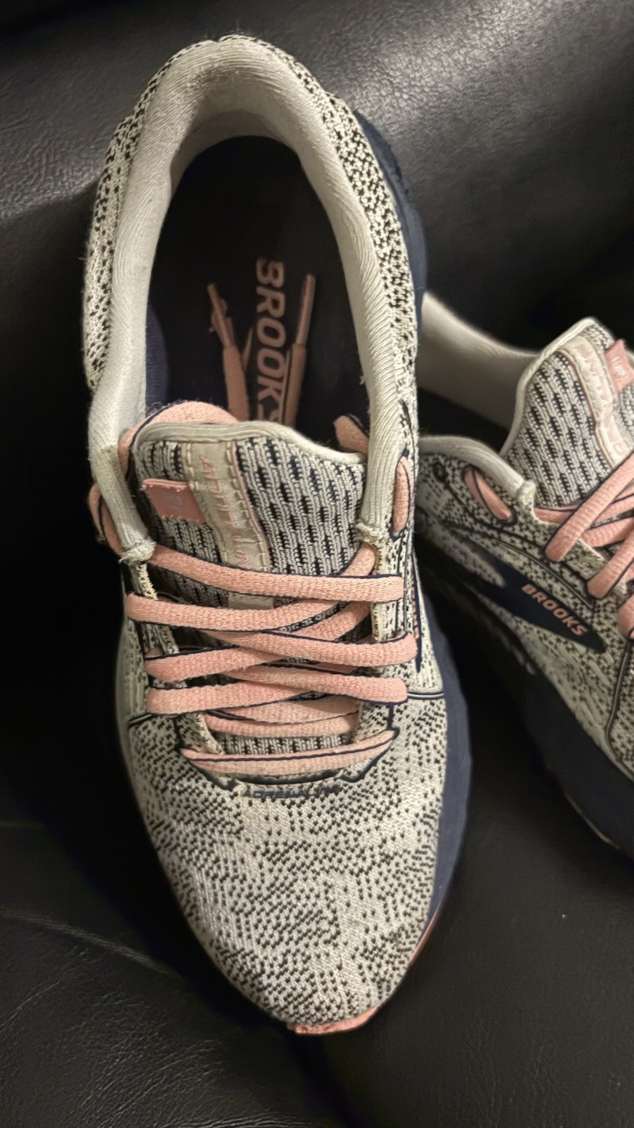 Brooks Adrenaline GTS 21 Women’s Running Shoes Lace-Up Low Top Coral/White