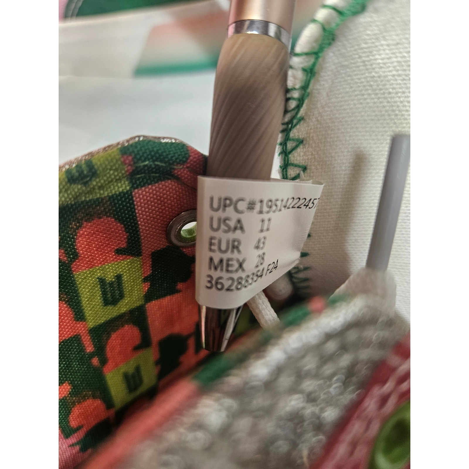Wicked Movie Glinda Elphaba High Top Sneakers Pink Green Glitter Womens 11 NEW
