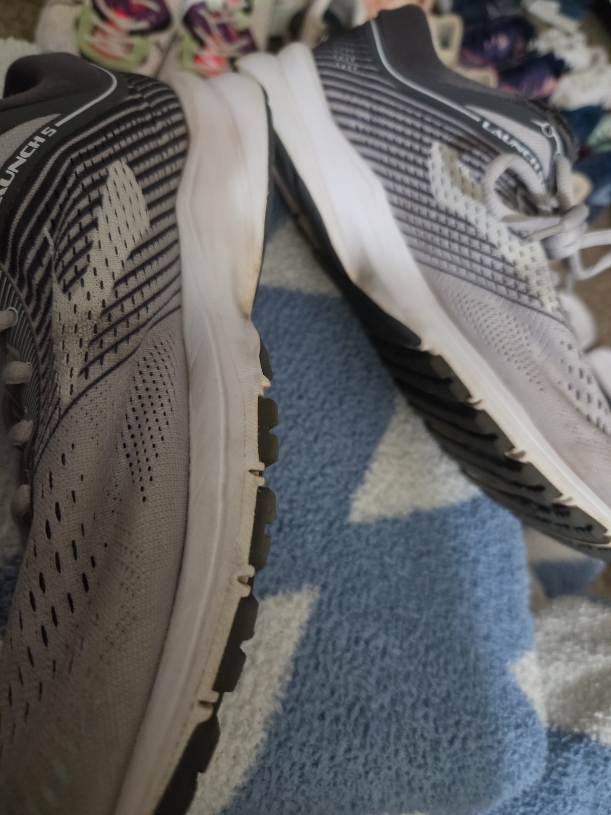 Brooks Launch 5 Running Shoes (Women’s US 9.5 / EUR 41) – Grey/Black, in…