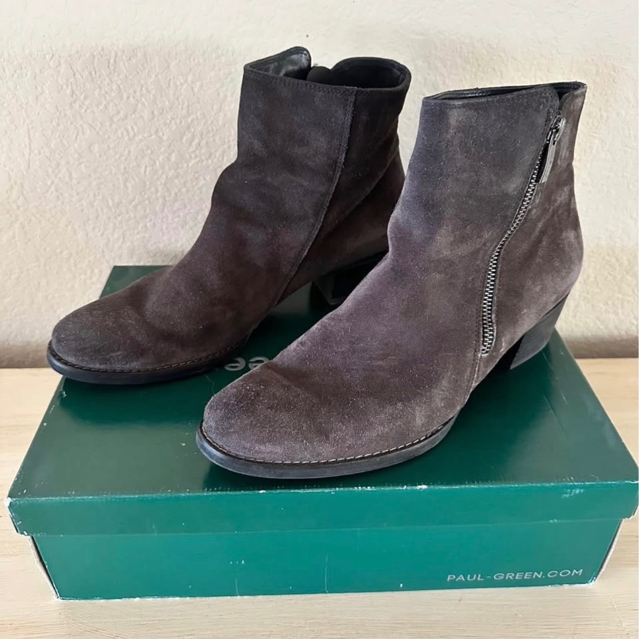 Paul Green Ankle Boots Women’s Gray Suede Block Heel Booties Size 9