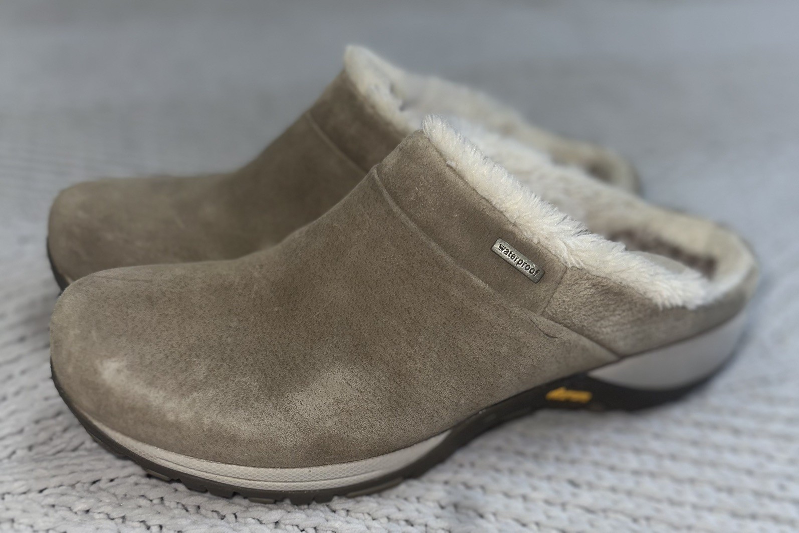Dansko Parson Waterproof Suede Leather Fur Clog Mule Size 38 Women Walnut Beige