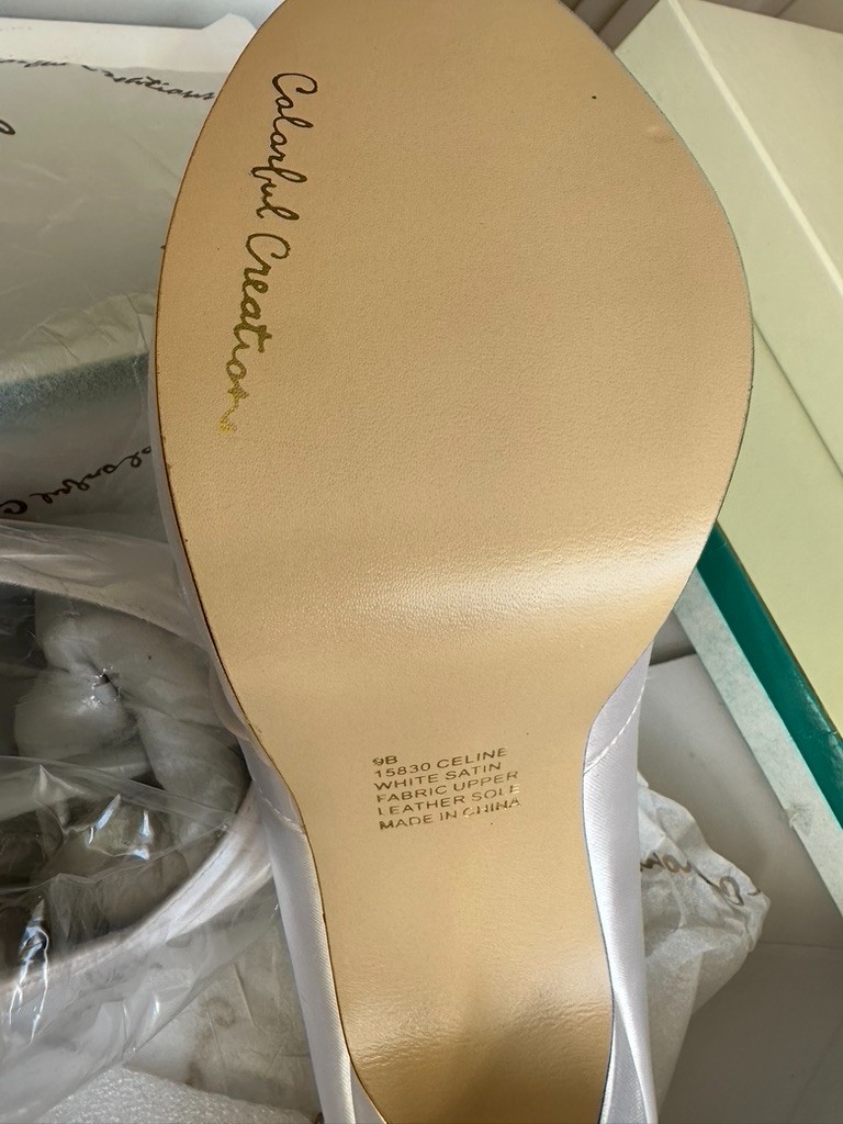 Colorful Creations Dyeable White Satin Peep Toe Platform Heels – Size 9 – NWT