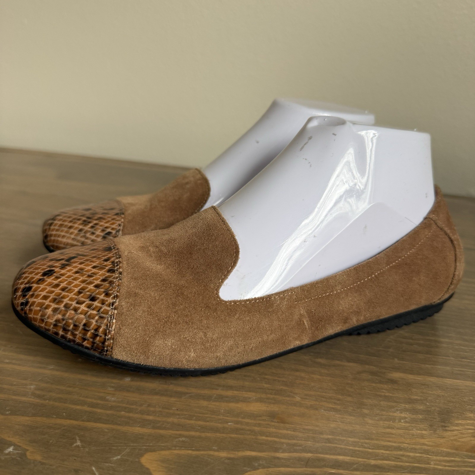 Josef Seibel Womens 39 Tan Brown Pippa Snake Embossed Cap Toe Slip On Flats Shoe