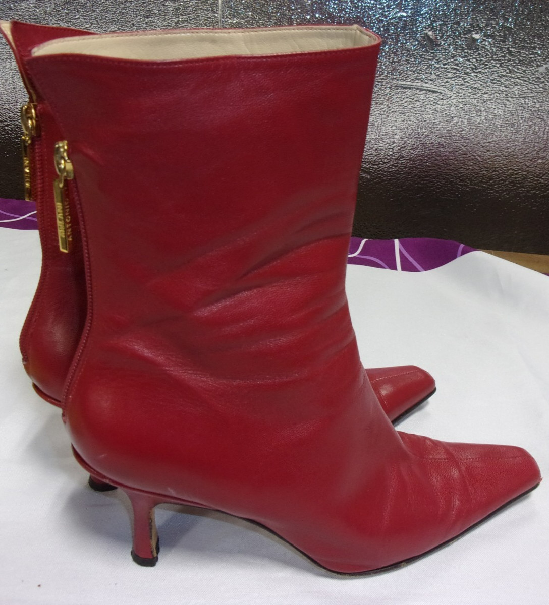 DESIGNER ANTONIO MELANI GLOVE FIT ZIP POINTED TOE HEEL RED BOOTS WOMEN’S 9M
