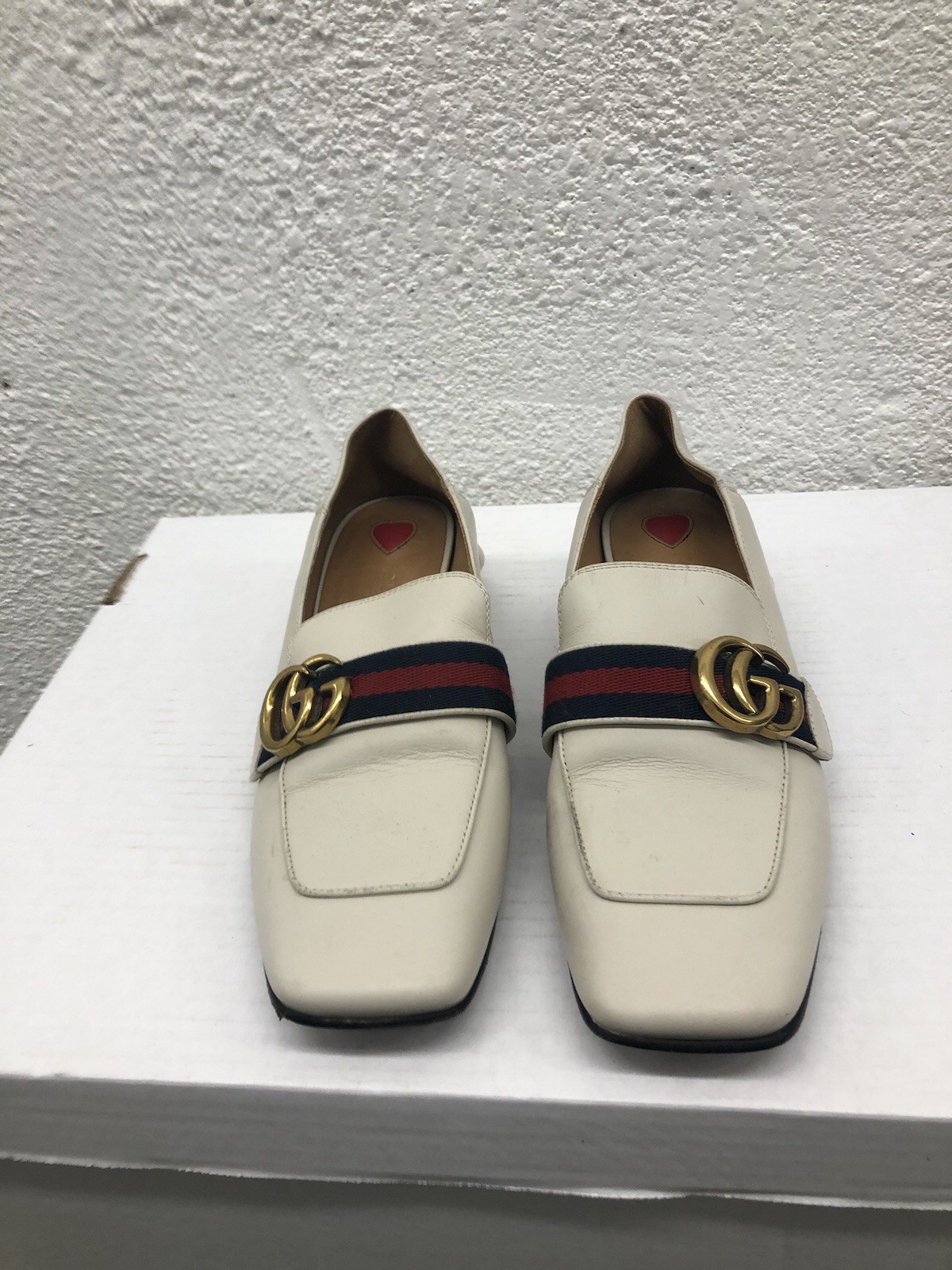 Gucci Marmont Gg Peyton Faux Pearl Leather Collapsible heel Pump 37 EU 7 US C319