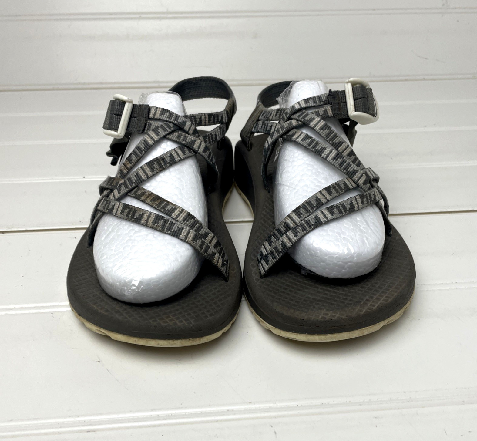 Chaco Z Cloud X2 Strappy Sandals Grey Black White Hiking Beach Women’s 8