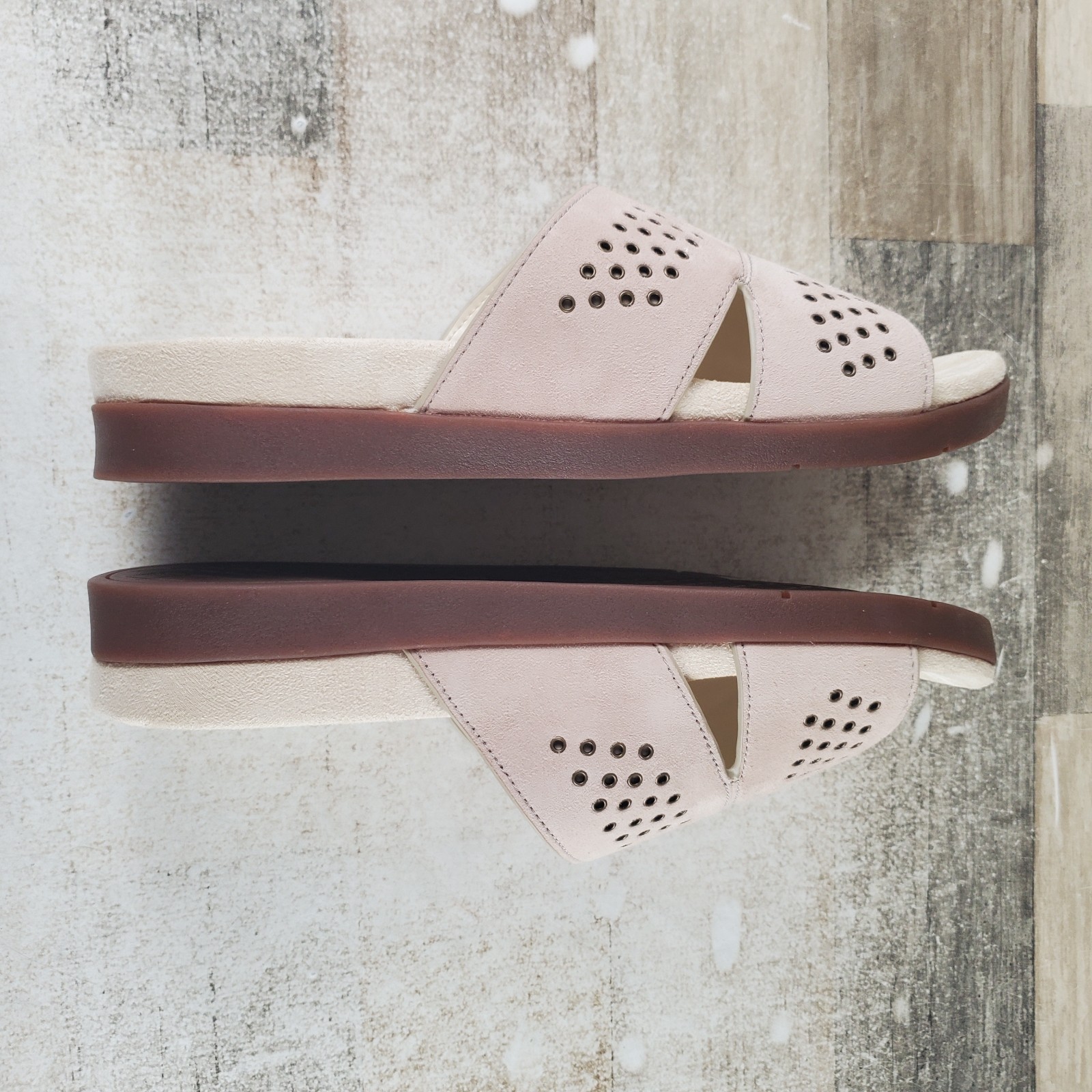 Spenco Twilight Ellie Womens Slide Sandal Sz 9.5 Taupe Leather Slip On Studded