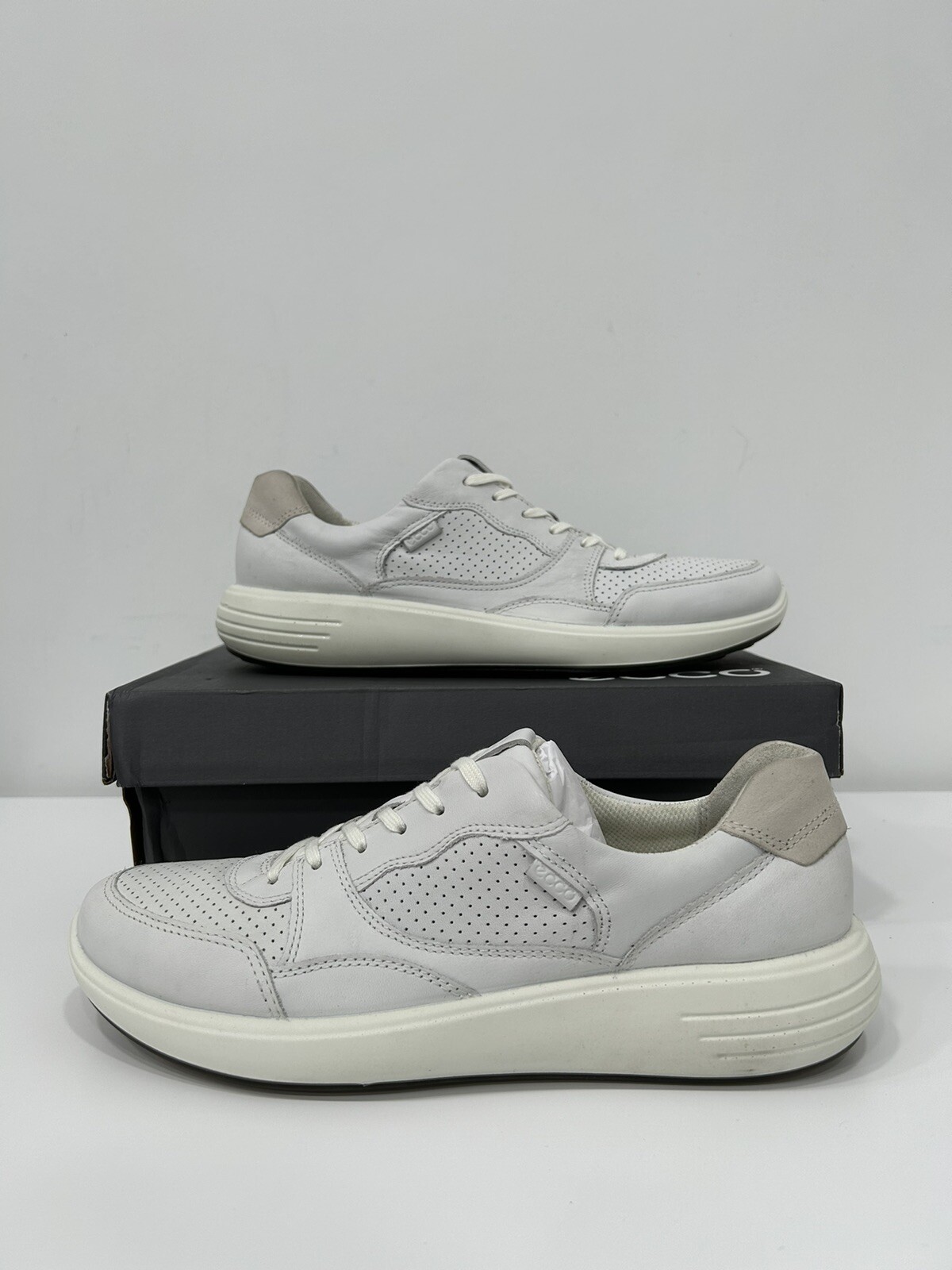 ECCO Soft 7 Runner Lace-Up Sneaker EU 41 US 10-10.5 Shadow White Women