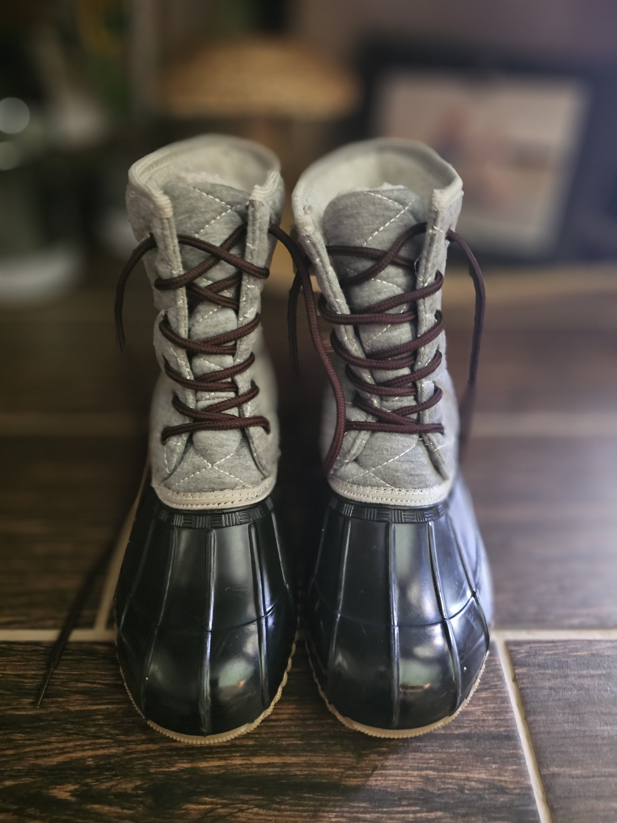 Olivia Miller «Julia» Duck Boots, Quilted Gray & Black, Sherpa Lined Sz. 5.5