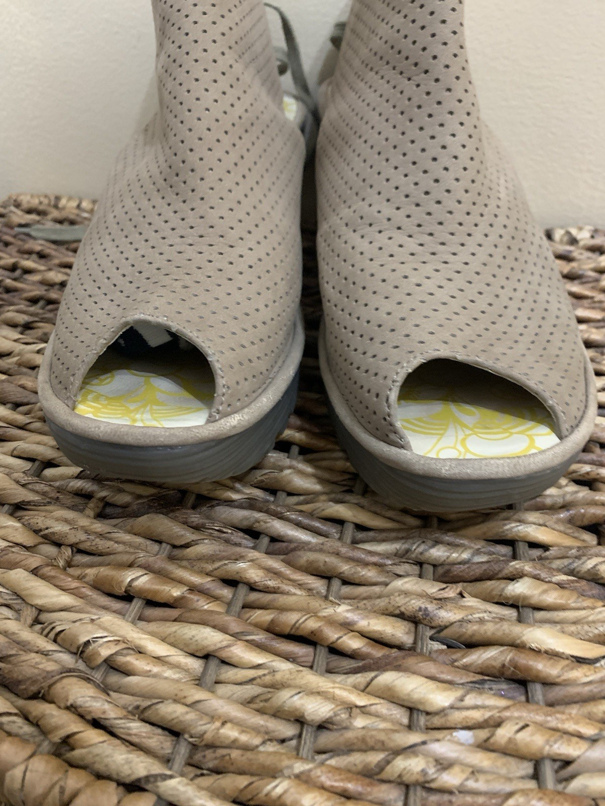 FLY LONDON YPUL WEDGE SANDAL TAUPE CUPIDO 8.5 comfort city going out preppy